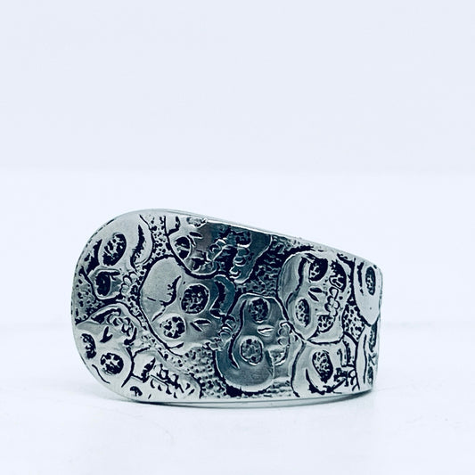 Anello Artigianale CALAVERAS Mod. CLASSICO  Realizzato con Antica posata in INOX (Prima Metà del ’900)