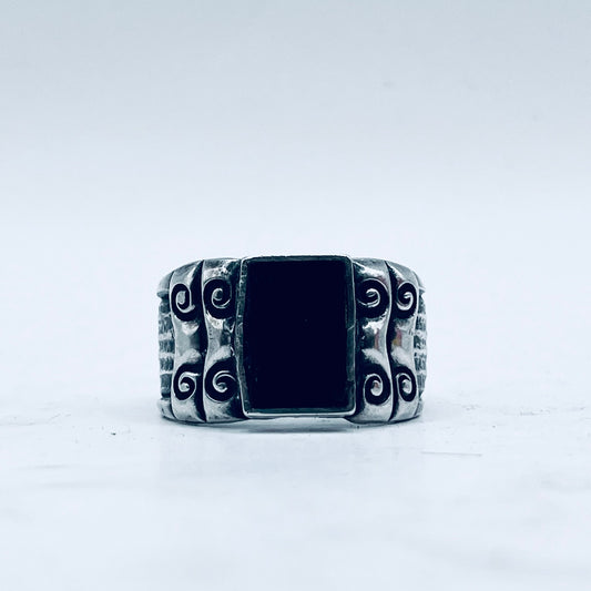 Anello Artigianale ONICE Mod. SPILLA Realizzato con Antica spilla in Argento (Prima Metà del ’900)