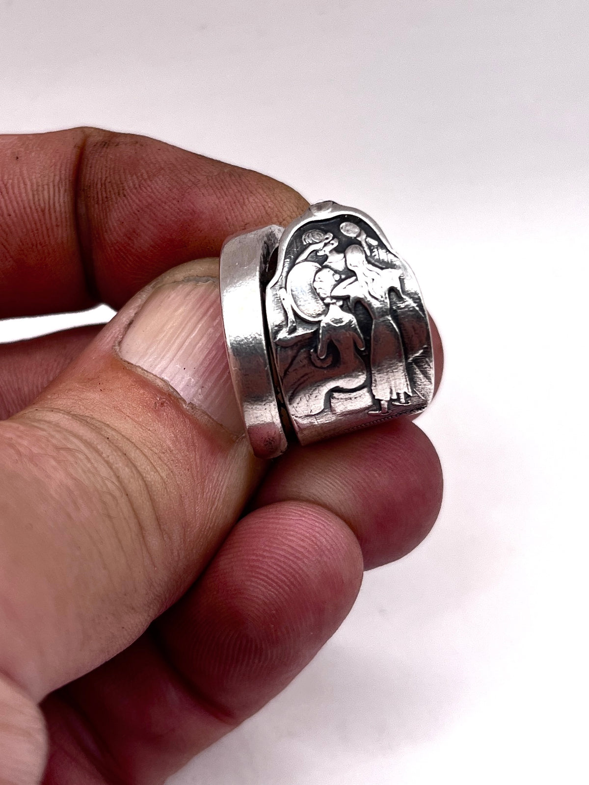Anello Artigianale CENERENTOLA Mod. SPIRALE Realizzato con Antica posata in Argento (Prima Metà del ’900)