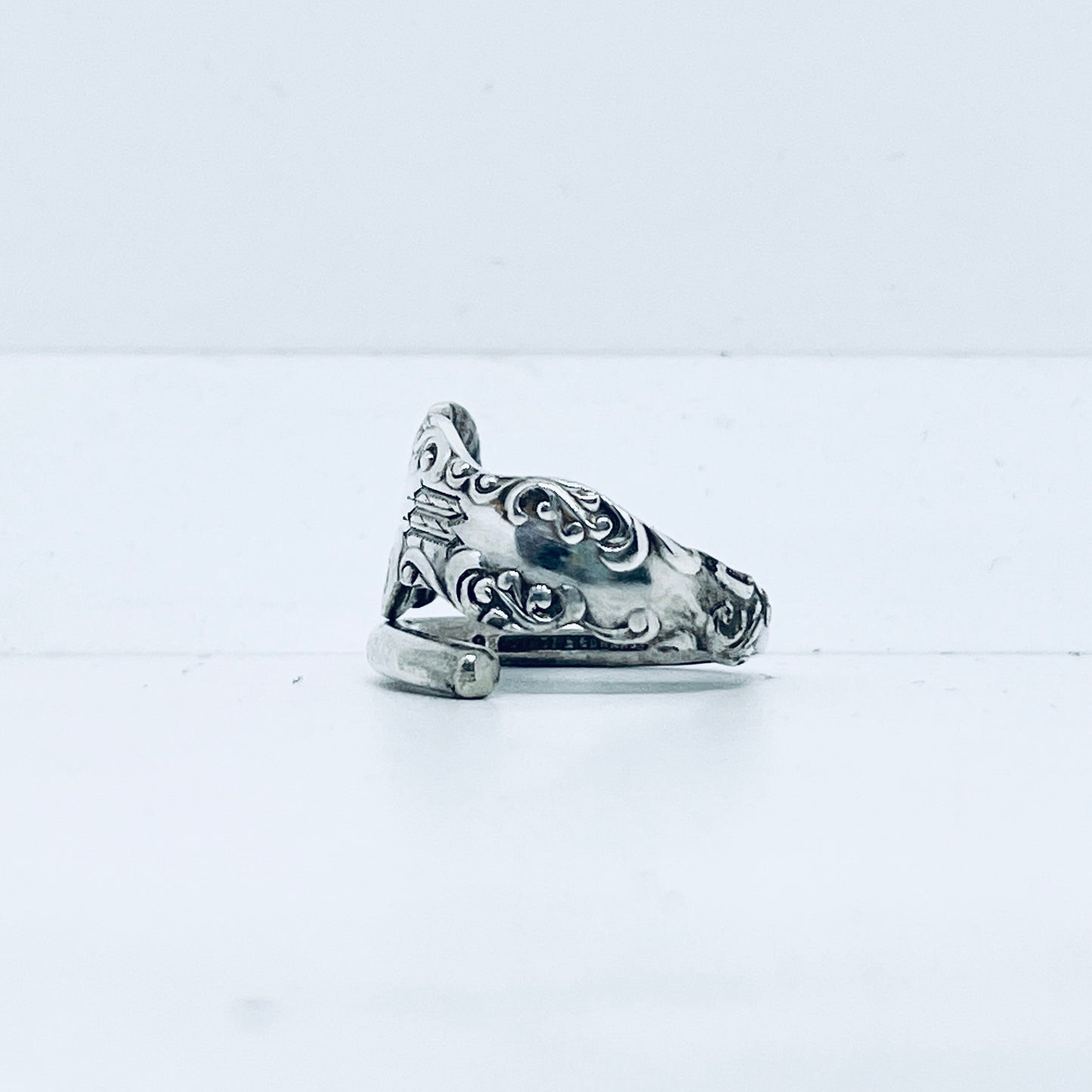 Anello Artigianale Mod. SPIRALE  Realizzato con Antica posata in Argento (Prima Metà del ’900)