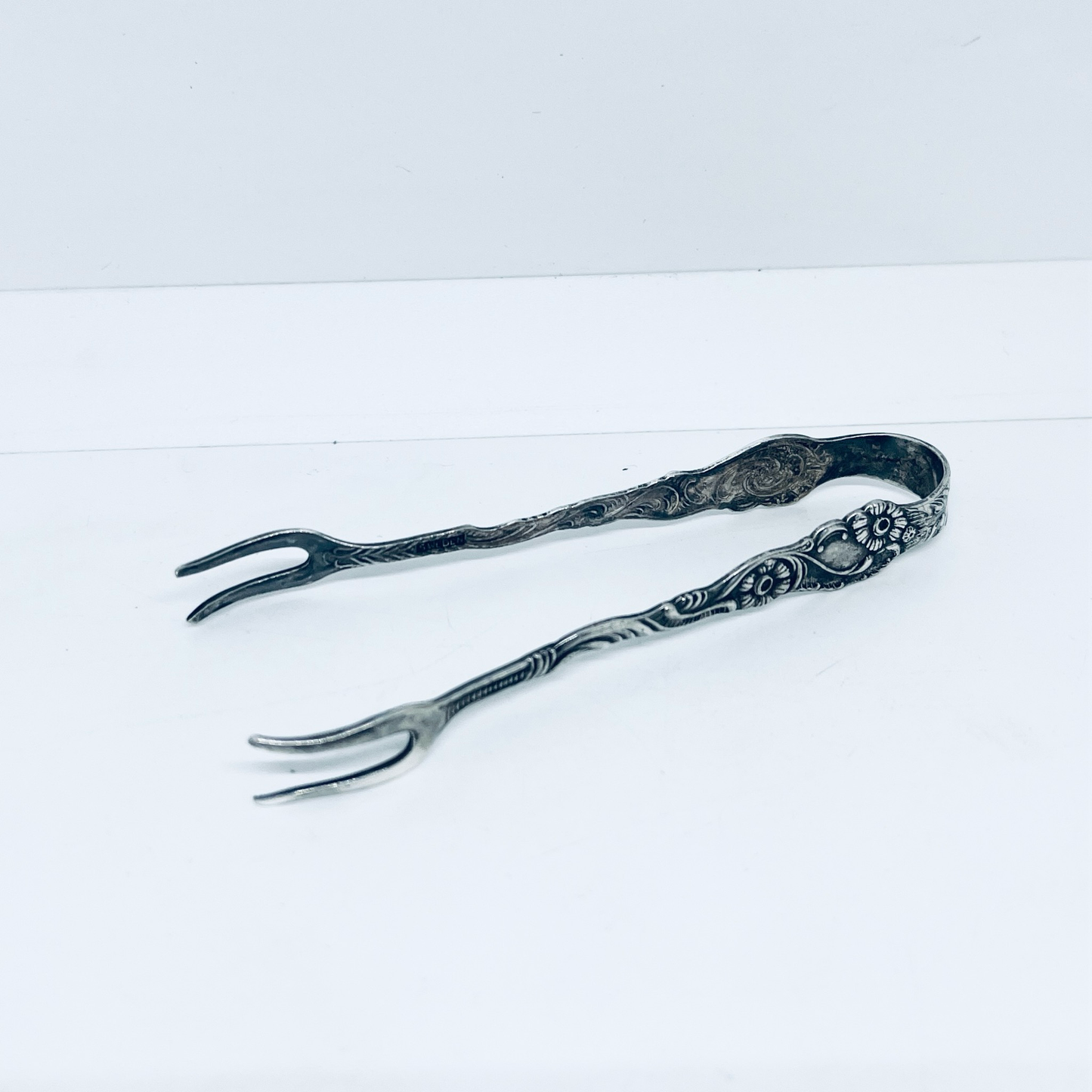 Bracciale Artigianale Mod. PINZETTA ZUCCHERO  Realizzato con Antica posata in Argento (Prima Metà del ’900)