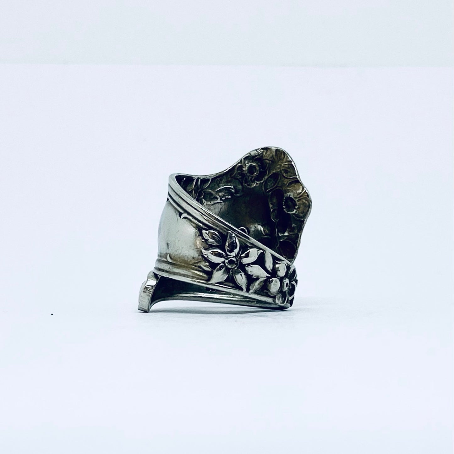 Anello Artigianale Mod. SPIRALE  Realizzato con Antica posata in Argento (Prima Metà del ’900)