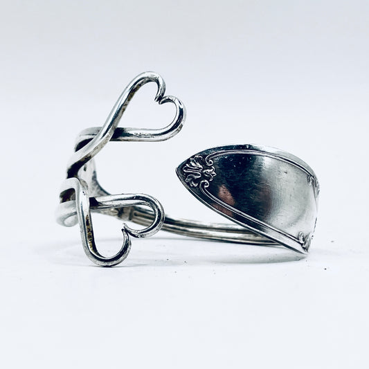 Bracciale Artigianale Mod. FORCHETTA  CUORE DOPPIO Realizzato con Antica posata in lega d’argento (Prima Metà del ’900)