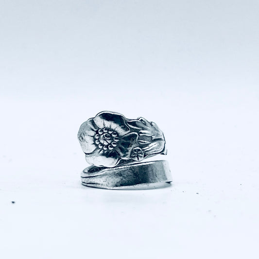 Anello Artigianale PAPAVERO Mod. SPIRALE  Realizzato con  Antica posata in Argento (Prima Metà del ’900)