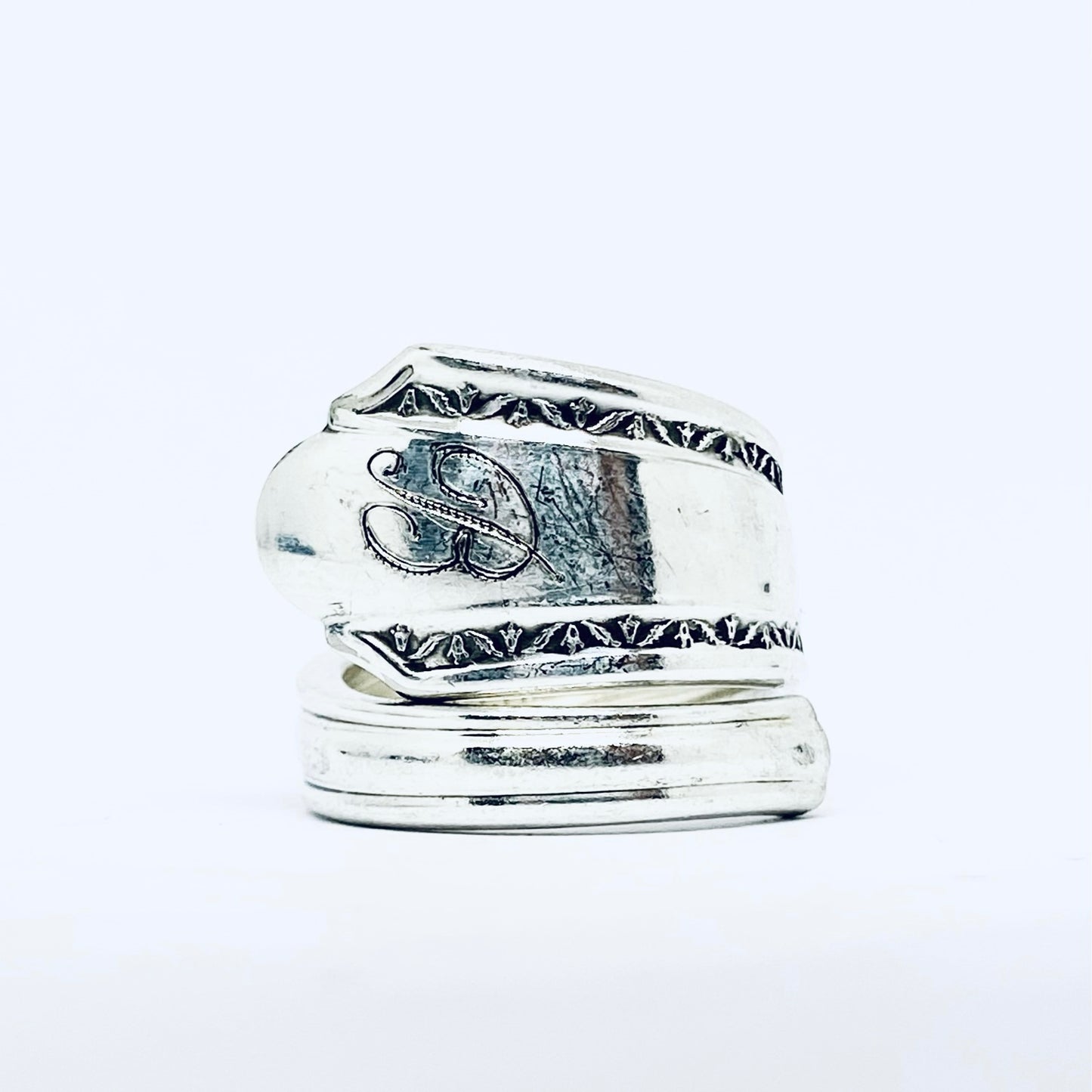Anello Artigianale INIZIALE B Realizzato con Antica posata in Argento (Prima Metà del '900)