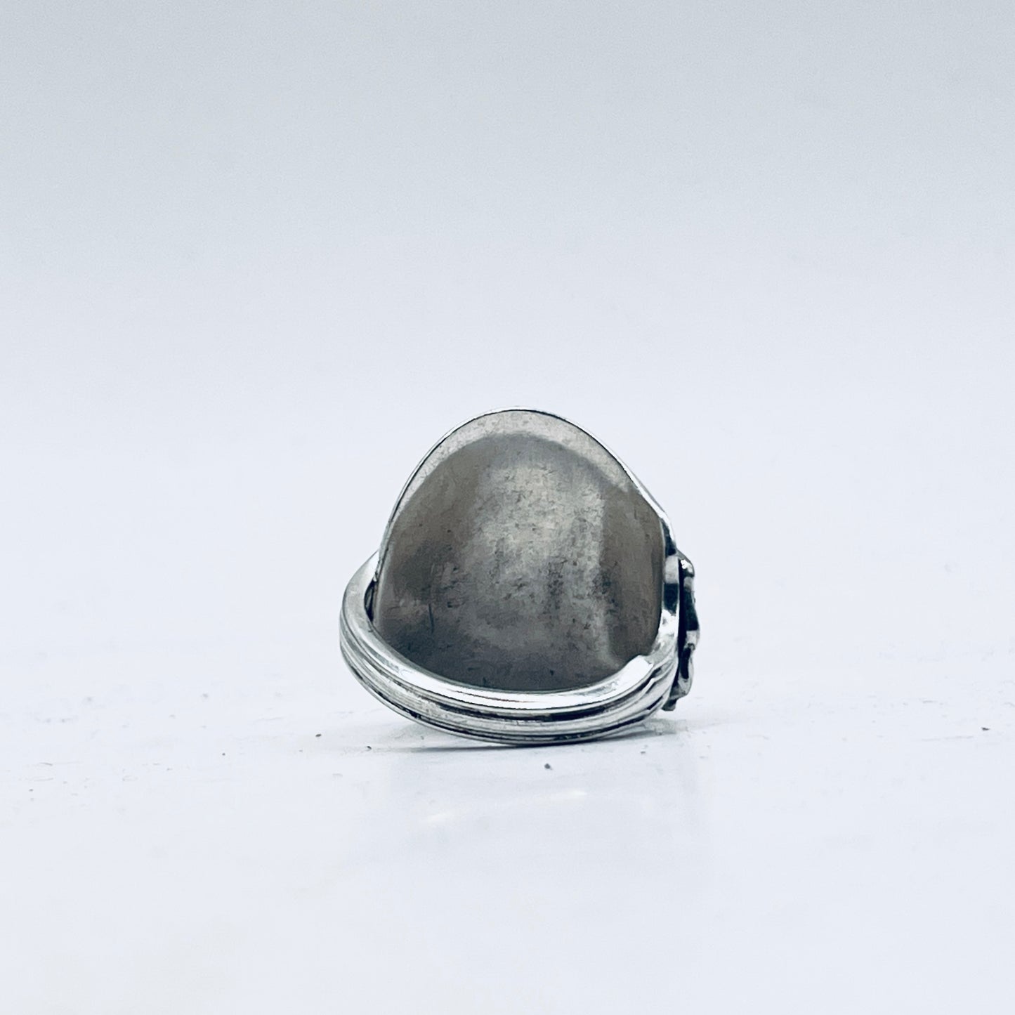 Anello Artigianale Mod. INTERO ZUCCHERO  Realizzato con intero Antico Cucchiaino in Argento (Prima Metà del ’900)