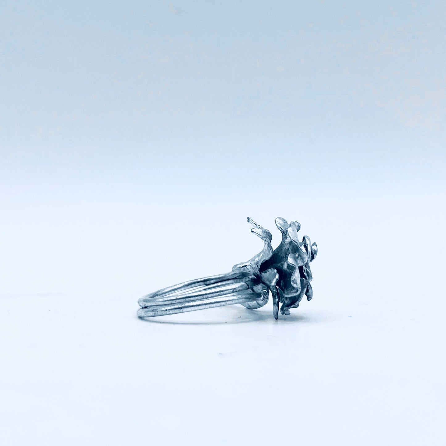 Anello Artigianale + Orecchini (omaggio) ROSA 02 Mod. CLASSICO  Realizzato con Antica SPILLA in Argento 800(Prima Metà del ’900)
