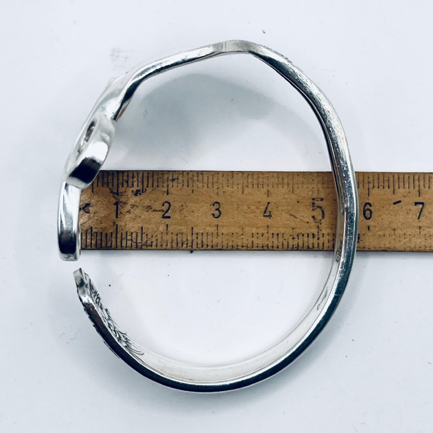 Bracciale Artigianale GIRASOLI Mod. FORCHETTA CUORE/CLASSICO Realizzato con Antica posata in lega d’argento (Prima Metà del ’900)