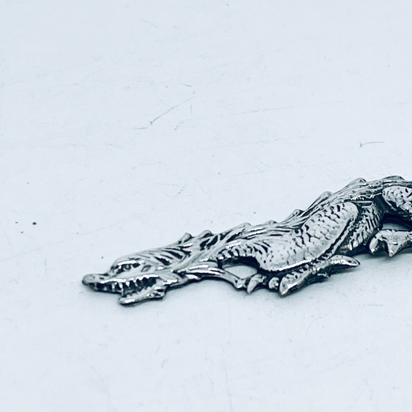 Anello Artigianale DRAGONE Mod. SPILLA Realizzato con Antica spilla in Argento (Prima Metà del ’900)
