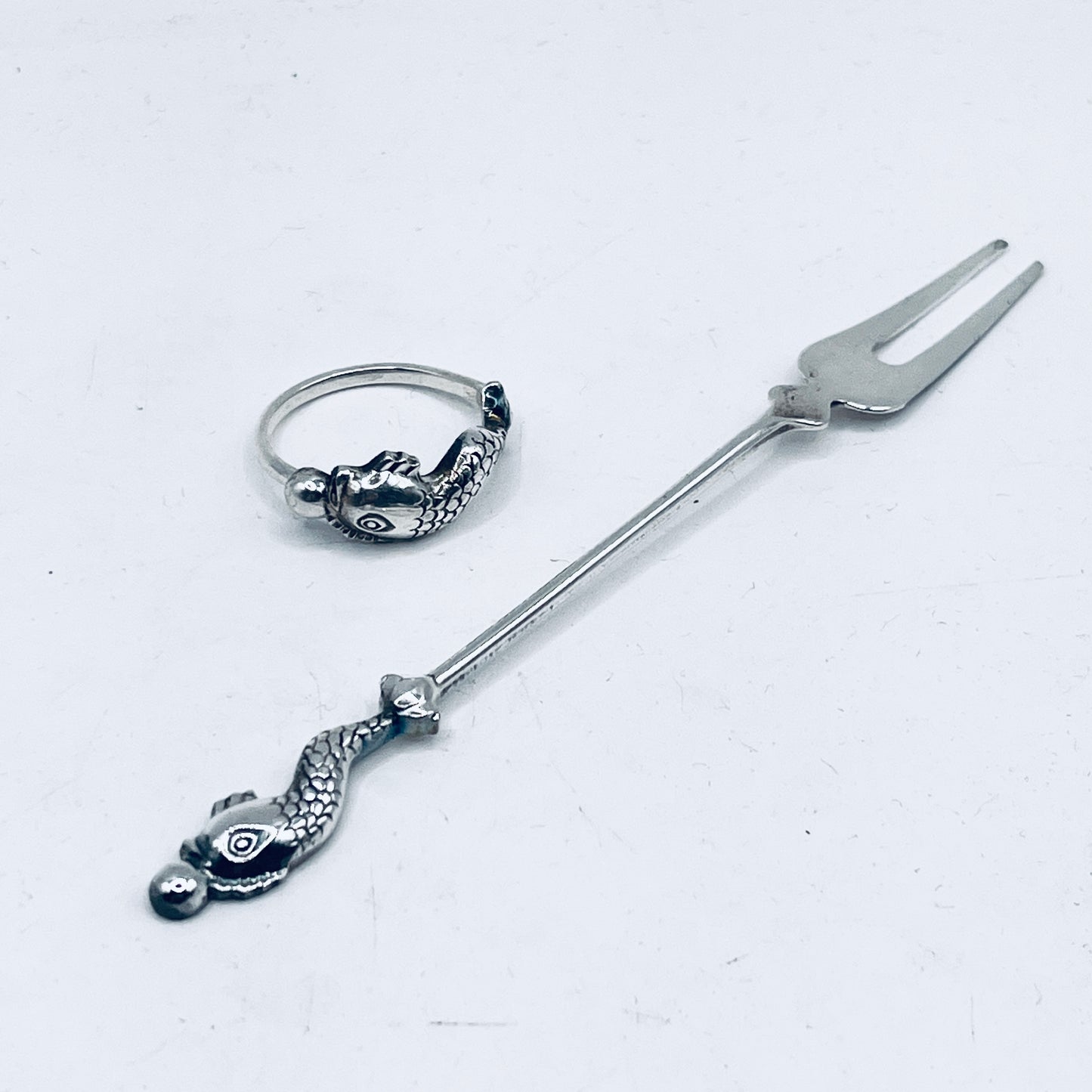 Anello Artigianale FEDINA DELFINO ARALDICO Mod. CLASSICO  Realizzato con Antica posata (Prima Metà del ’900)