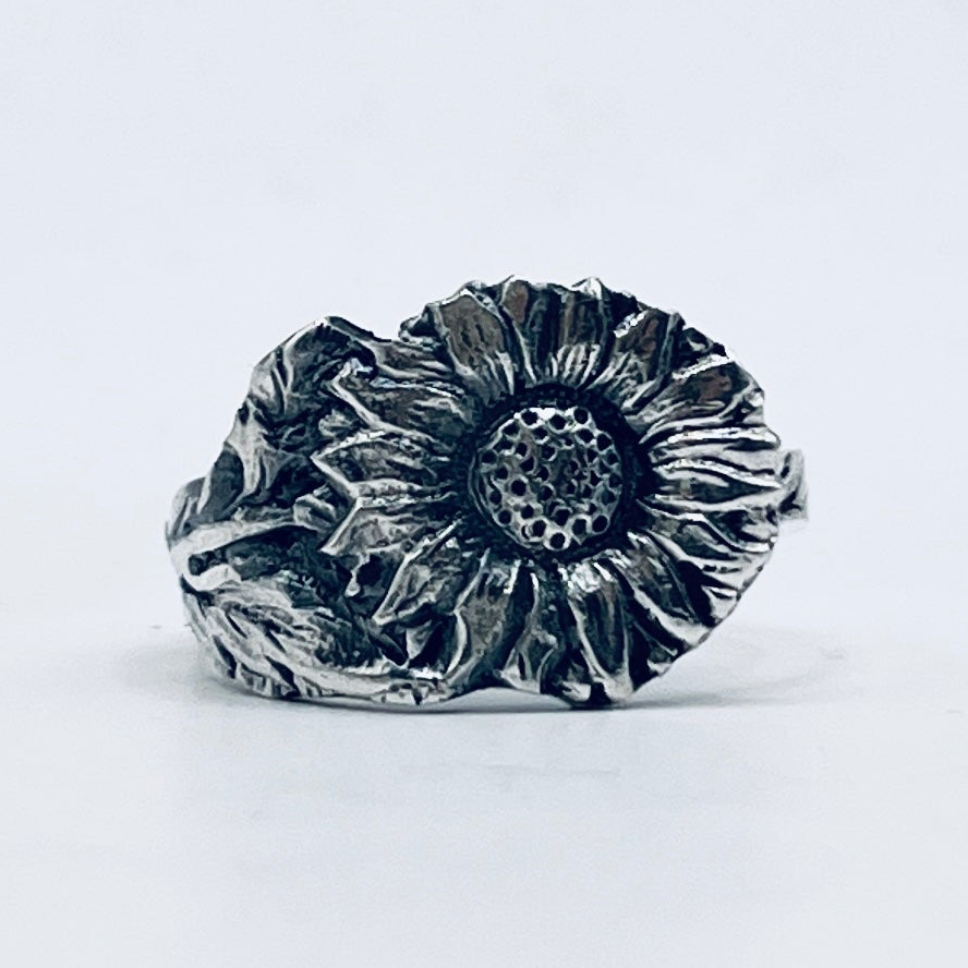 Anello Artigianale GIRASOLE Mod. CLASSICO  Realizzato con Antica posata in Argento (Prima Metà del ’900)