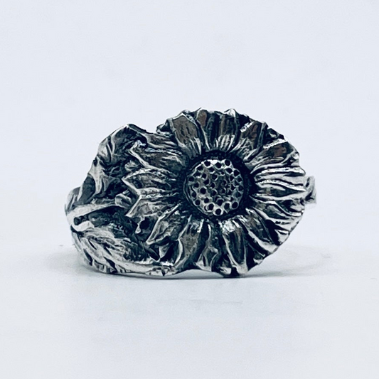 Anello Artigianale GIRASOLE Mod. CLASSICO  Realizzato con Antica posata in Argento (Prima Metà del ’900)