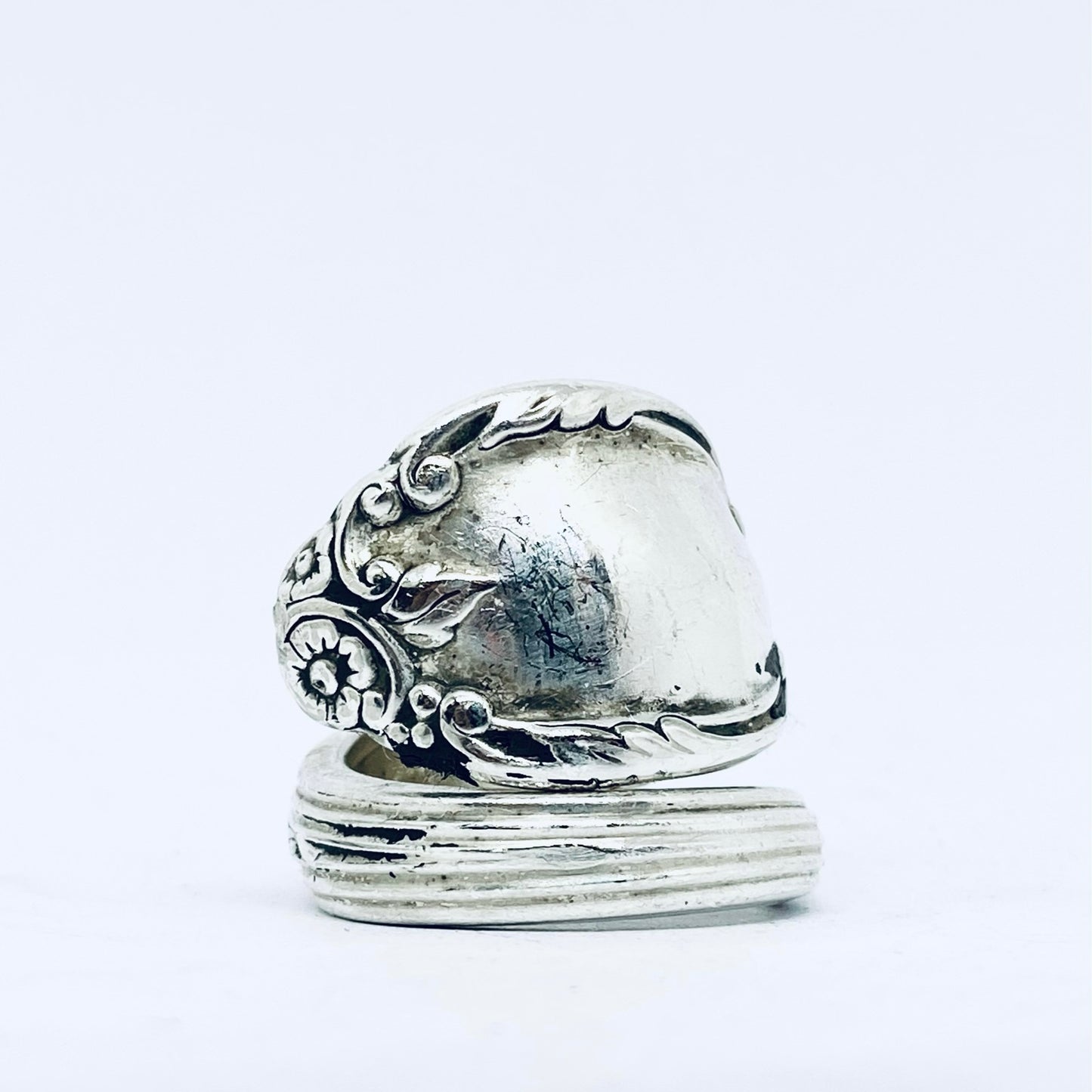 Anello Artigianale Mod. SPIRALE  Realizzato con Antica posata in Argento (Prima Metà del ’900)