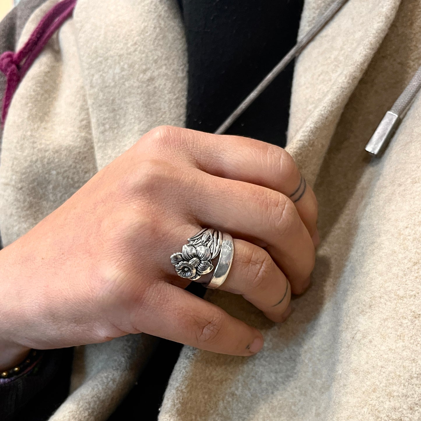 Anello Artigianale NARCISO LIGHT Mod. SPIRALE  Realizzato con Antica posata in Argento (Prima Metà del ’900)