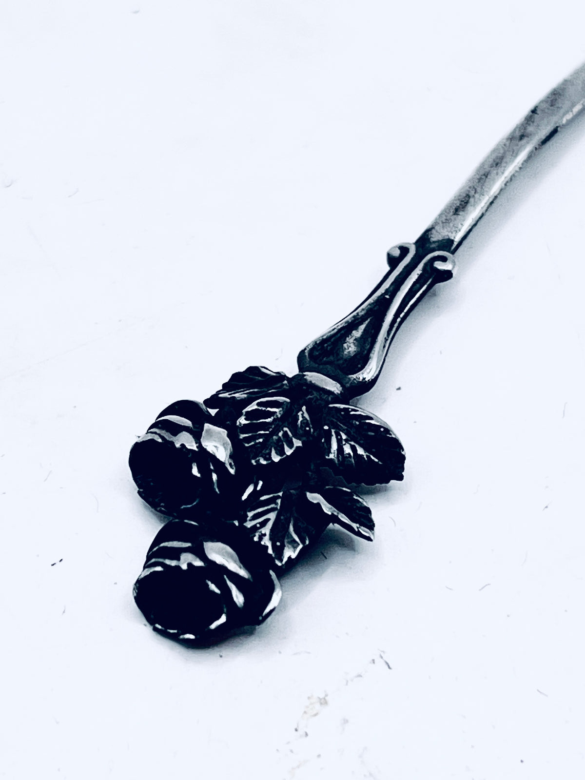 Anello Artigianale Mod. INTERO ROSE Realizzato con intero Antico Cucchiaino in Argento (Prima Metà del ’900)