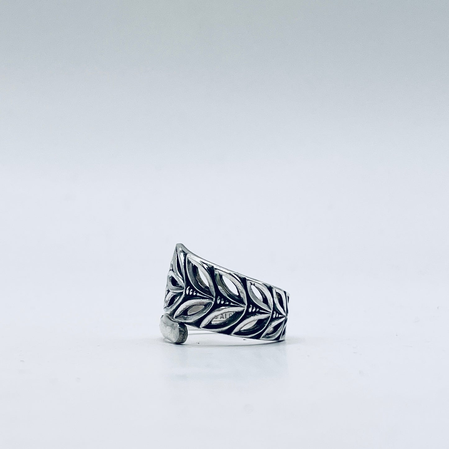 Anello Artigianale LOTO Mod. SPIRALE/INTERO/CLASSICO  Realizzato con Antica posata in Argento (Prima Metà del ’900)