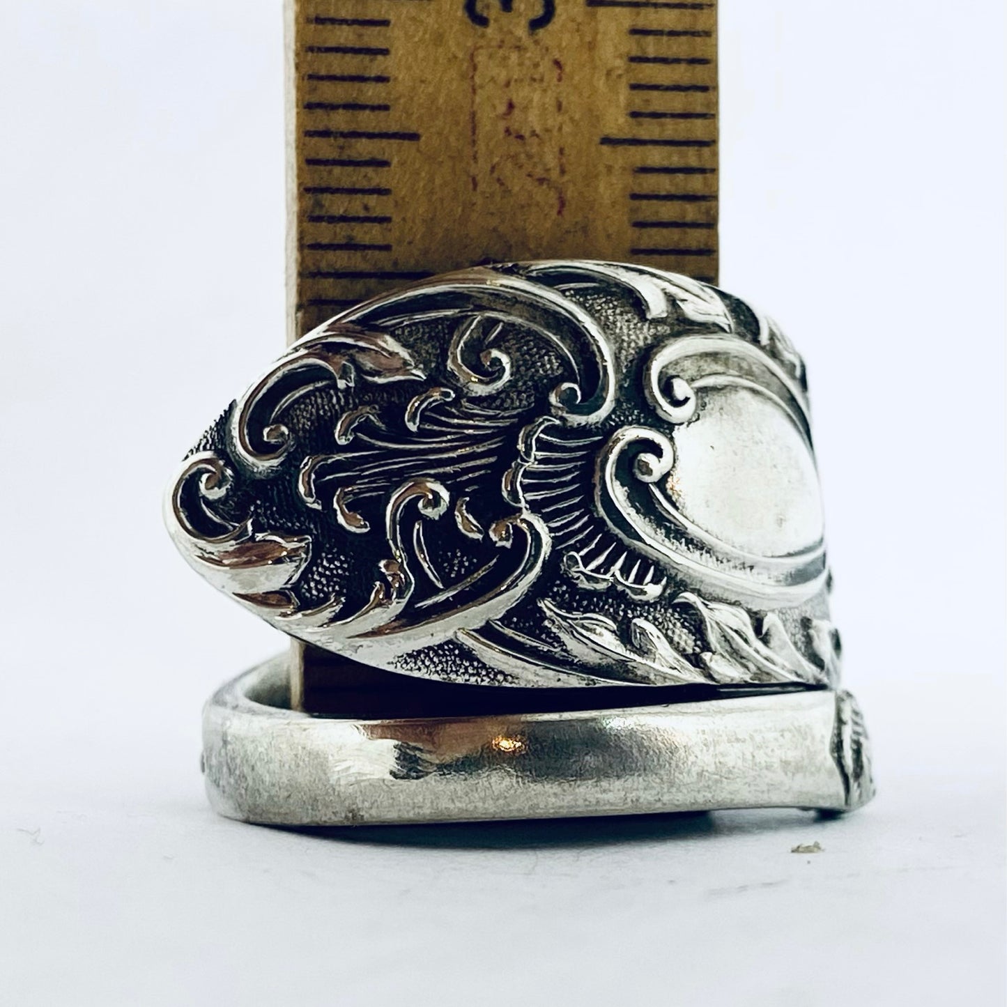 Anello Artigianale Mod. SPIRALE  Realizzato con Antica posata in Argento (Prima Metà del ’900)