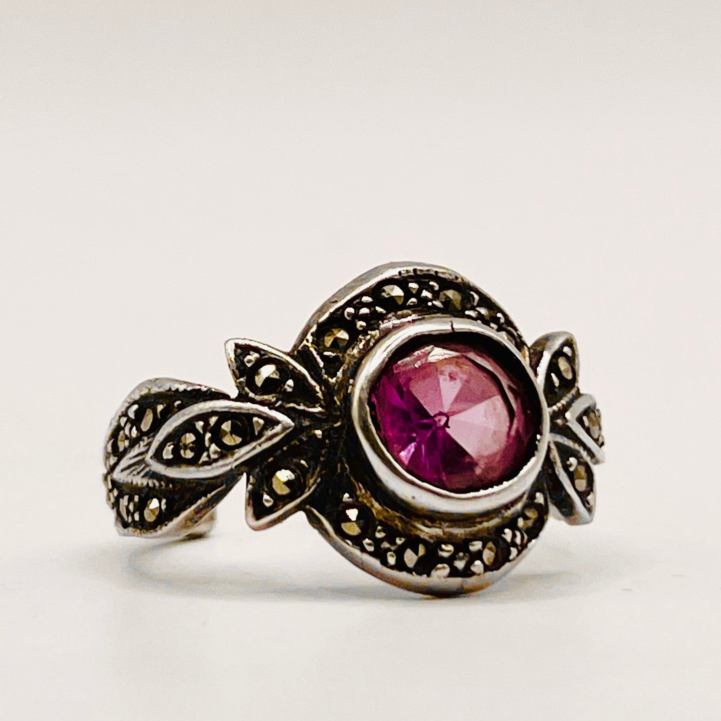 Anello Artigianale SPILLA AMETISTA MARCASSITE Mod. SPILLA Realizzato con Antica spilla in Argento (Prima Metà del ’900)