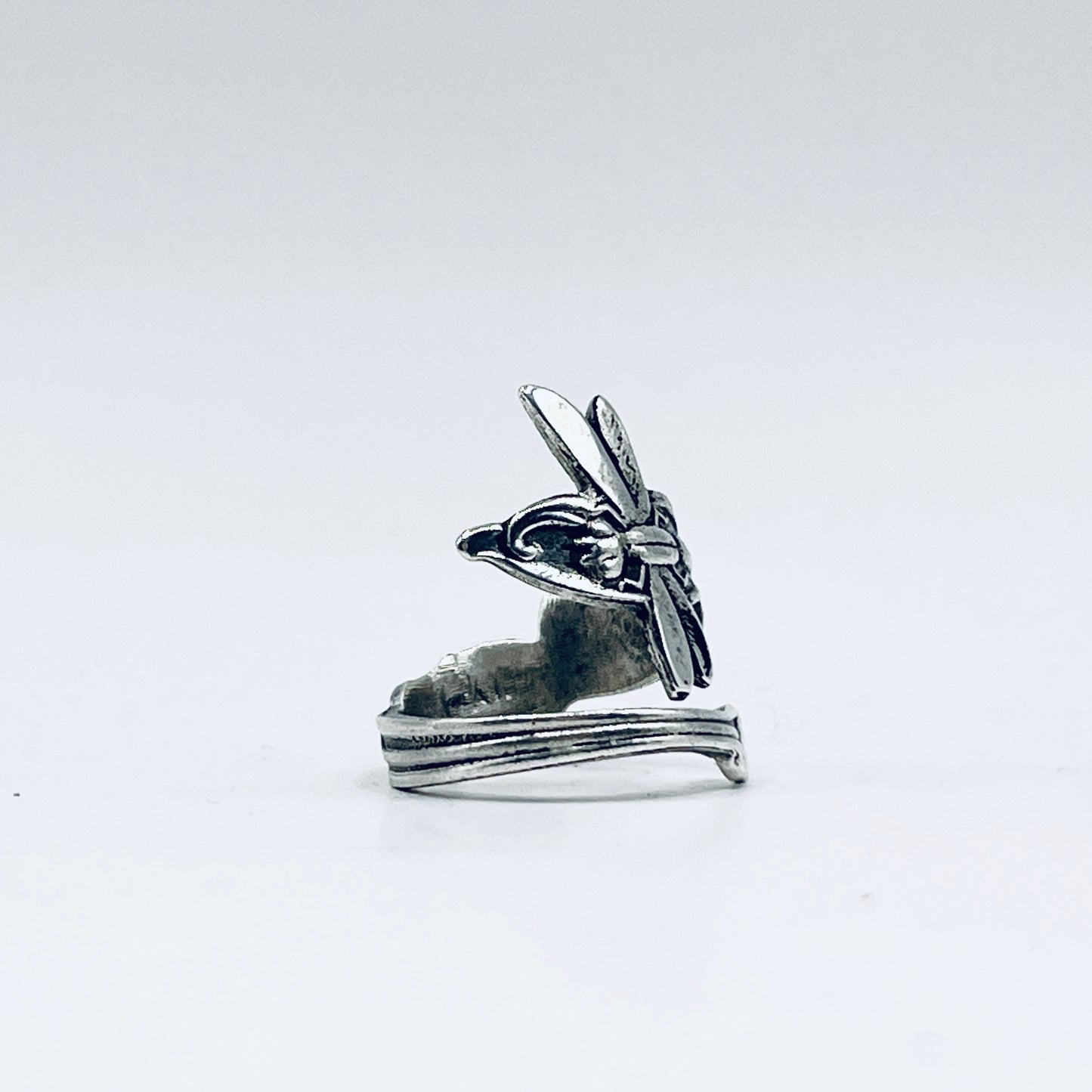 Anello Artigianale LIBELLULA Mod. CLASSICO/SPIRALE  Realizzato con Antica posata in Argento (Prima Metà del ’900)