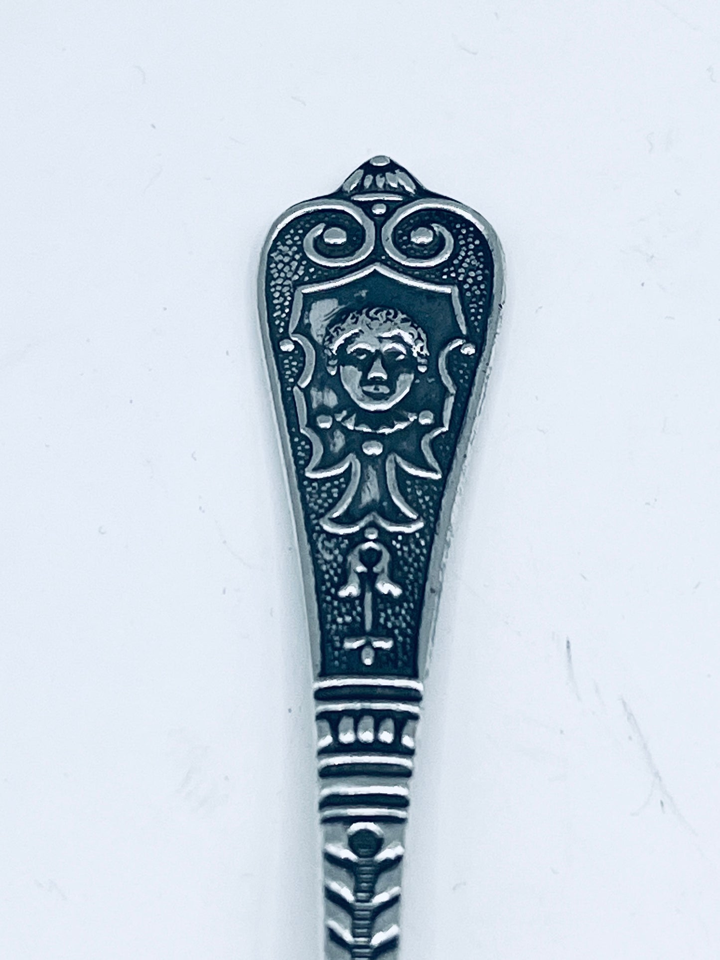 Anello Artigianale + Pendente (in omaggio) MASCHERONE Mod. CLASSICO  Realizzato con Antica posata in Argento (Prima Metà del ’900)
