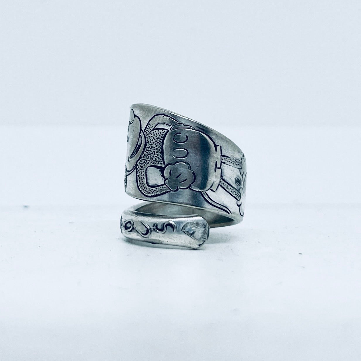 Anello Artigianale MICKEY MOUSE Mod. SPIRALE  Realizzato con Antica posata in Argento (Prima Metà del ’900)