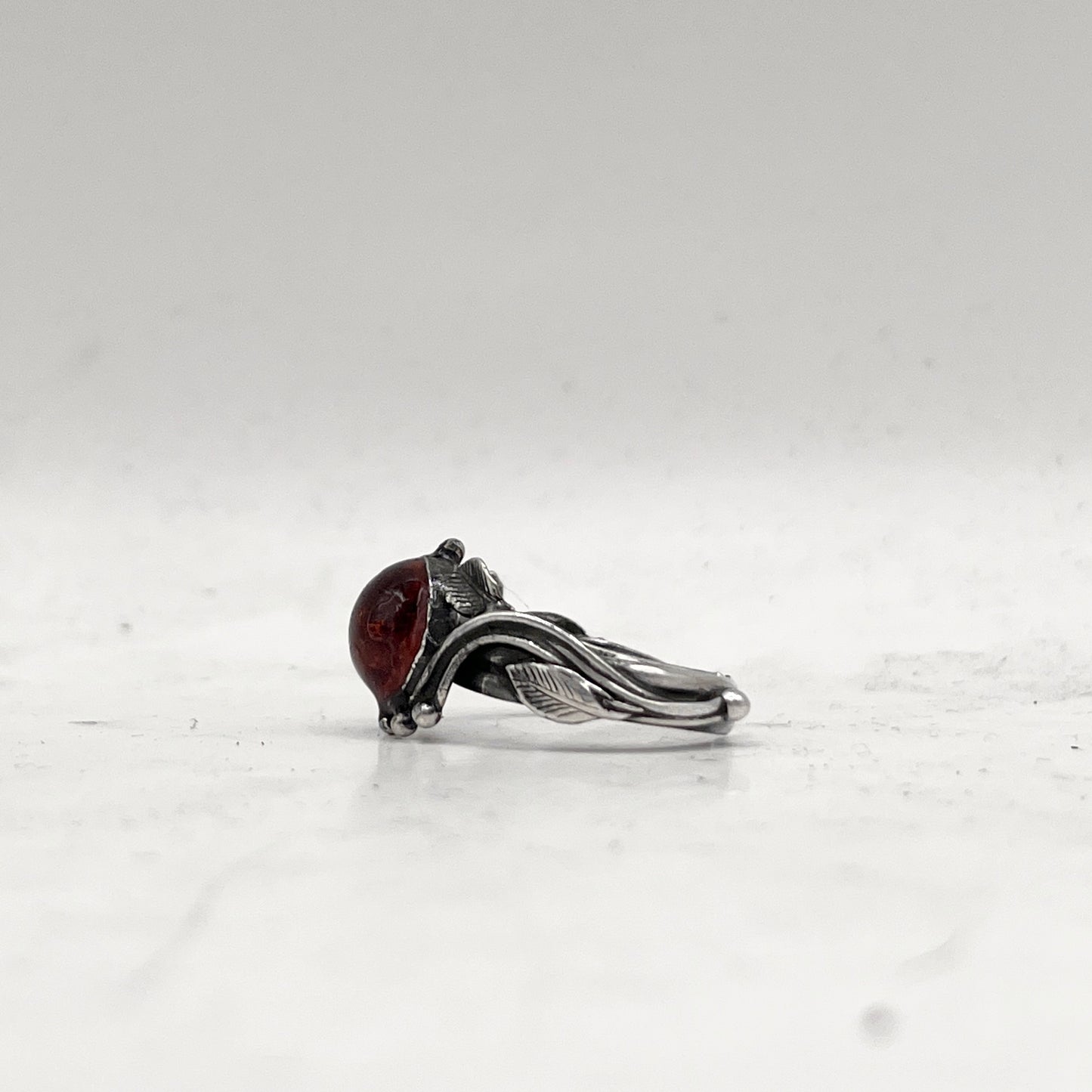 Anello Artigianale SPILLA AMBRA Mod. SPILLA Realizzato con Antica spilla in Argento (Prima Metà del ’900)