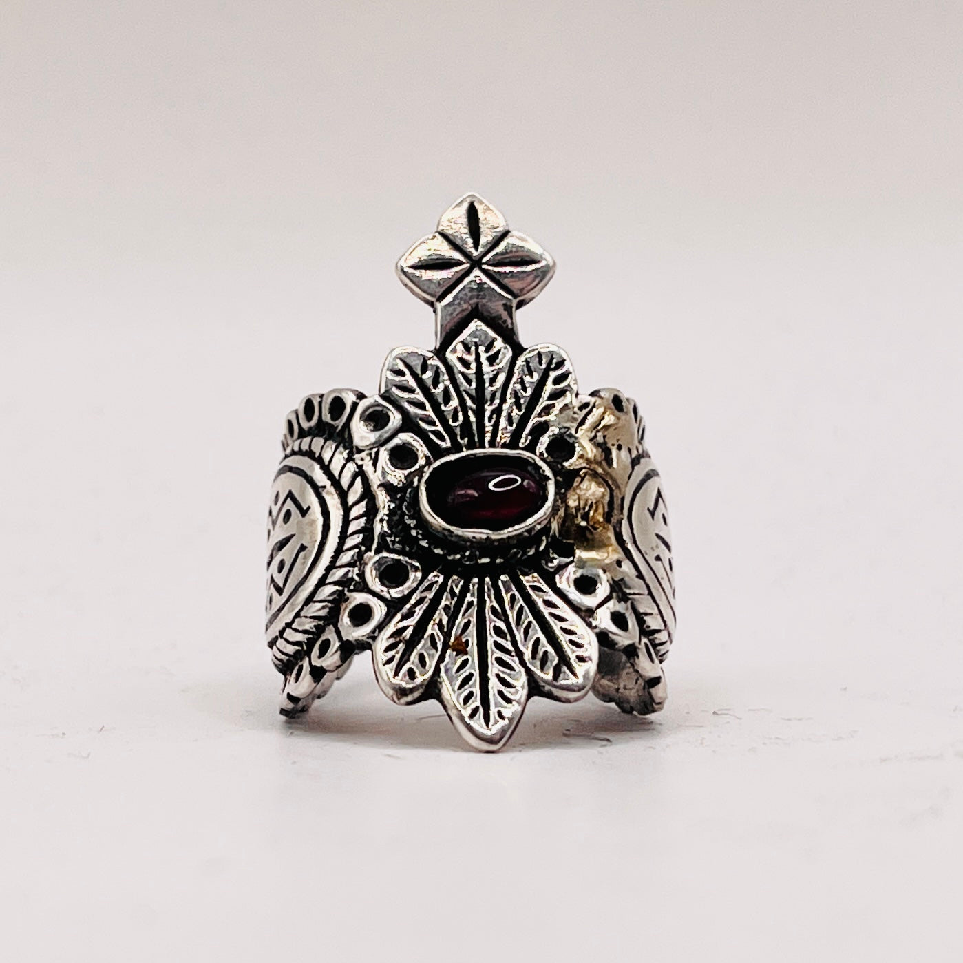 Anello Artigianale SPILLA RUBINO Mod. SPILLA Realizzato con Antica spilla in Argento (Prima Metà del ’900)