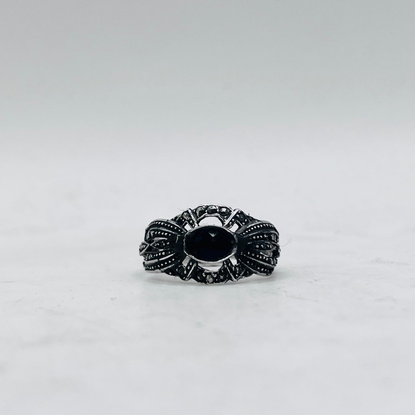 Anello Artigianale SPILLA ONICE MARCASSITE Mod. SPILLA Realizzato con Antica spilla in Argento (Prima Metà del ’900)