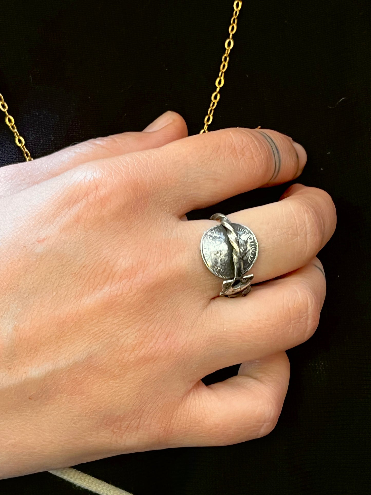Anello Artigianale Mod. INTERO LEONE DI GIUDA e MENELIK  Realizzato con intero Antico Cucchiaino in Argento (Prima Metà del ’900)