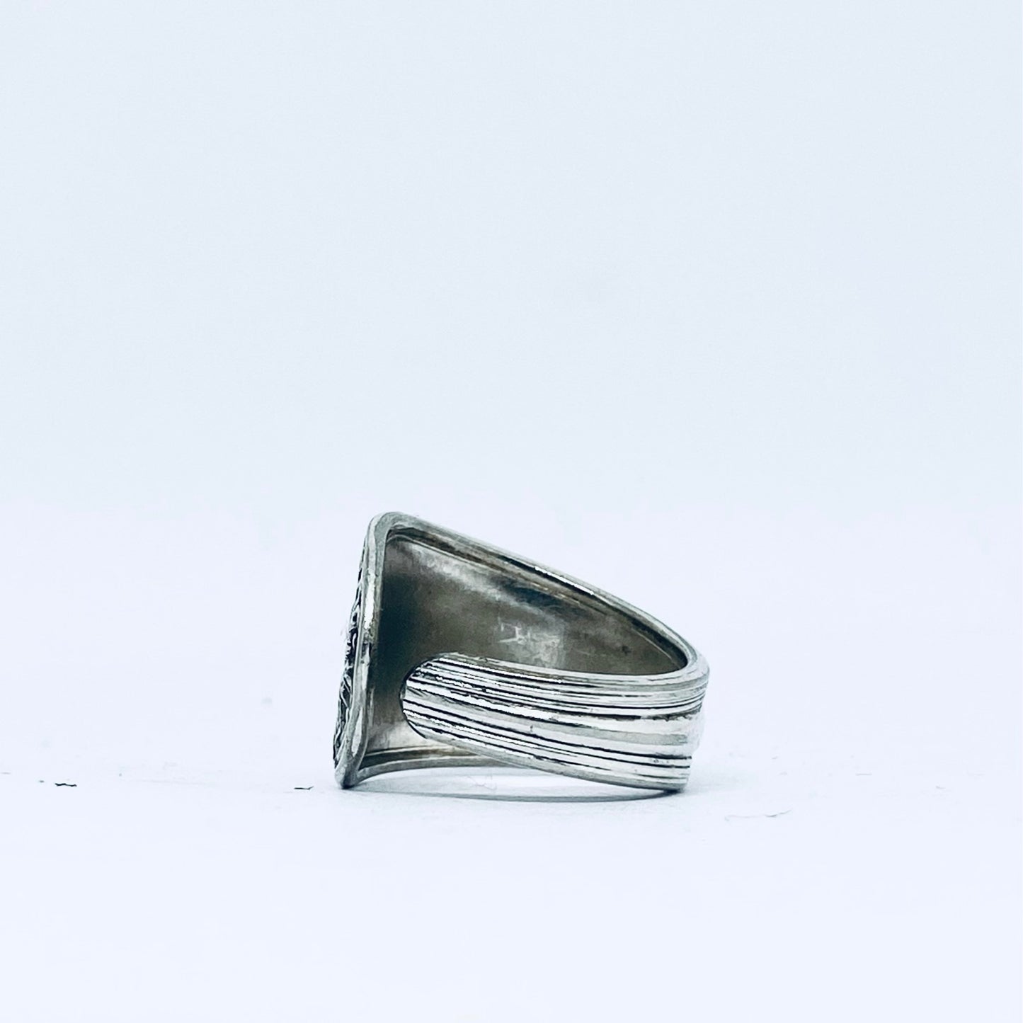 Anello Artigianale Mod. CLASSICO/SPIRALE  Realizzato con Antica posata in Argento (Prima Metà del ’900)