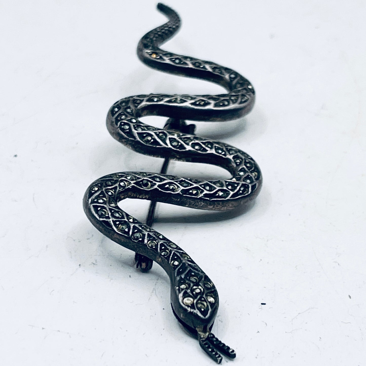 Anello Artigianale SERPENTE Mod. SPILLA Realizzato con Antica spilla in Argento (Prima Metà del ’900)