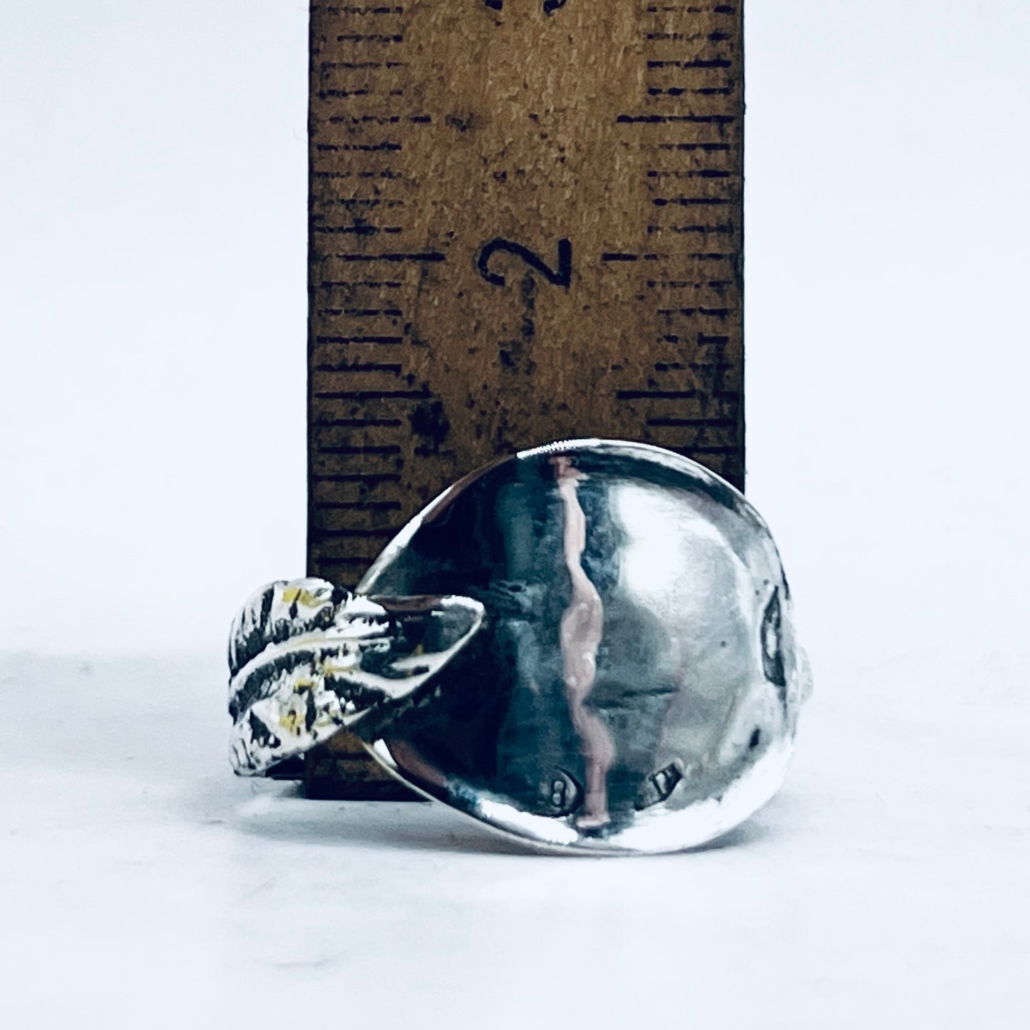Anello Artigianale PIUMA Mod. INTERO  Realizzato con intero Antico Cucchiaino in Argento (Prima Metà del ’900)