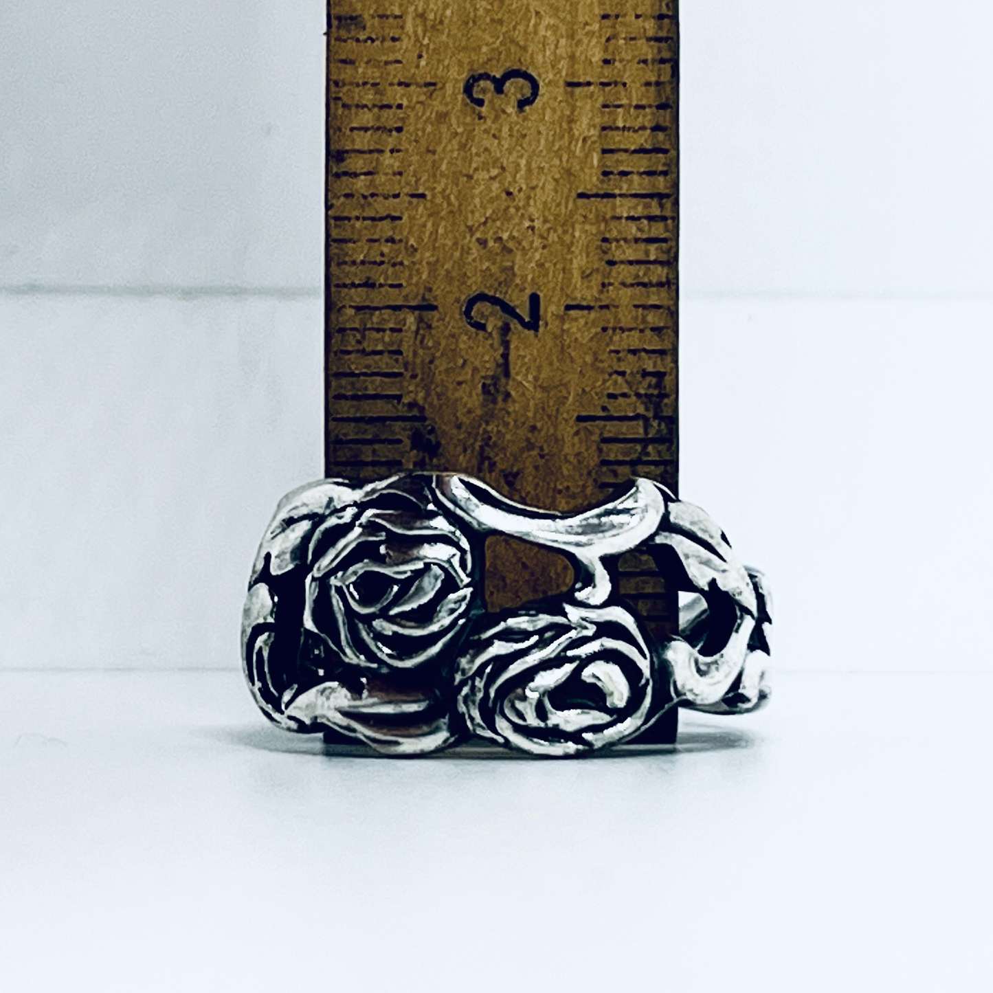 Anello Artigianale ROSE TRAFORATE  Mod. CLASSICO  Realizzato con Antica posata in Argento (Prima Metà del ’900)