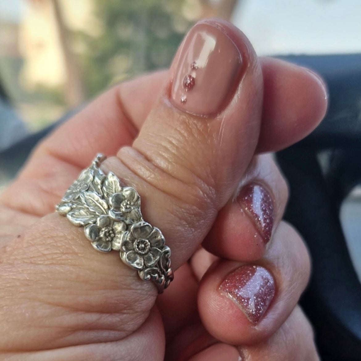 Anello Artigianale TEMPESTA DI FIORI Mod. CLASSICO/SPIRALE  Realizzato con Antica posata in Argento (Prima Metà del ’900)