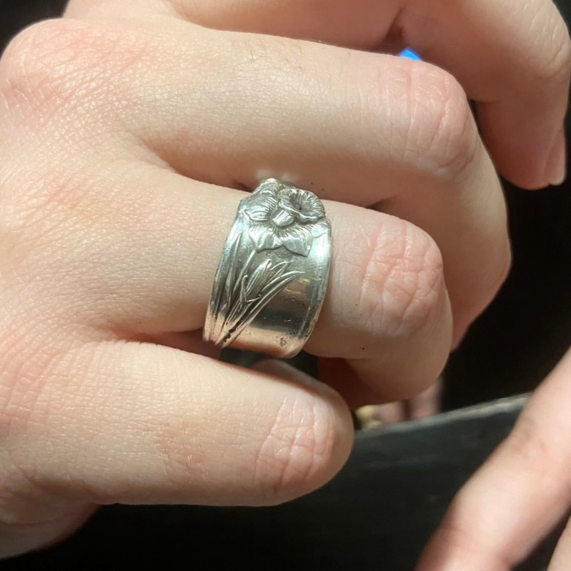 Anello Artigianale NARCISO Mod. CLASSICO/SPIRALE  Realizzato con Antica posata in Argento (Prima Metà del ’900)