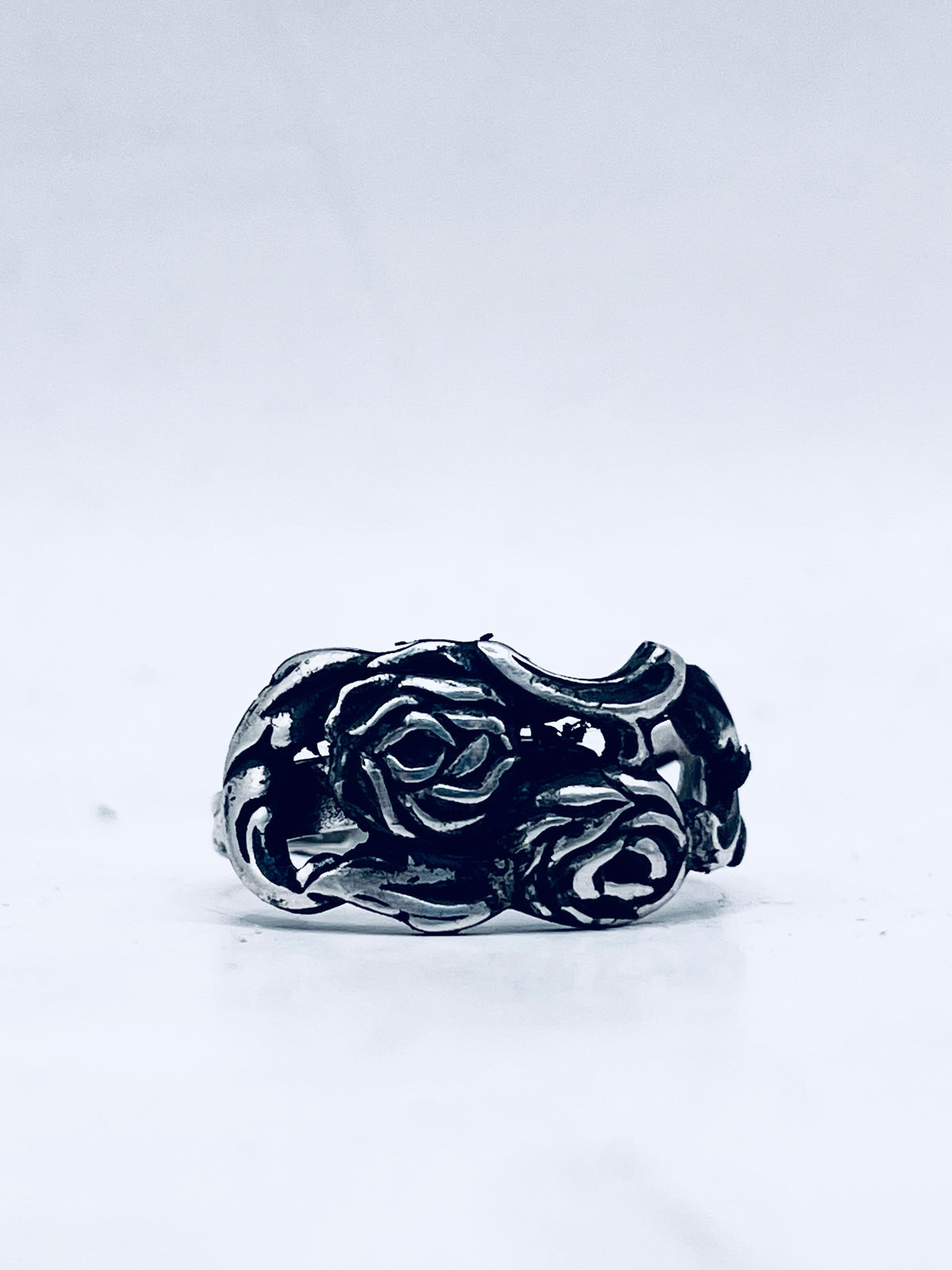 Anello Rose Traforate ricavato da una posata antica in argento 925