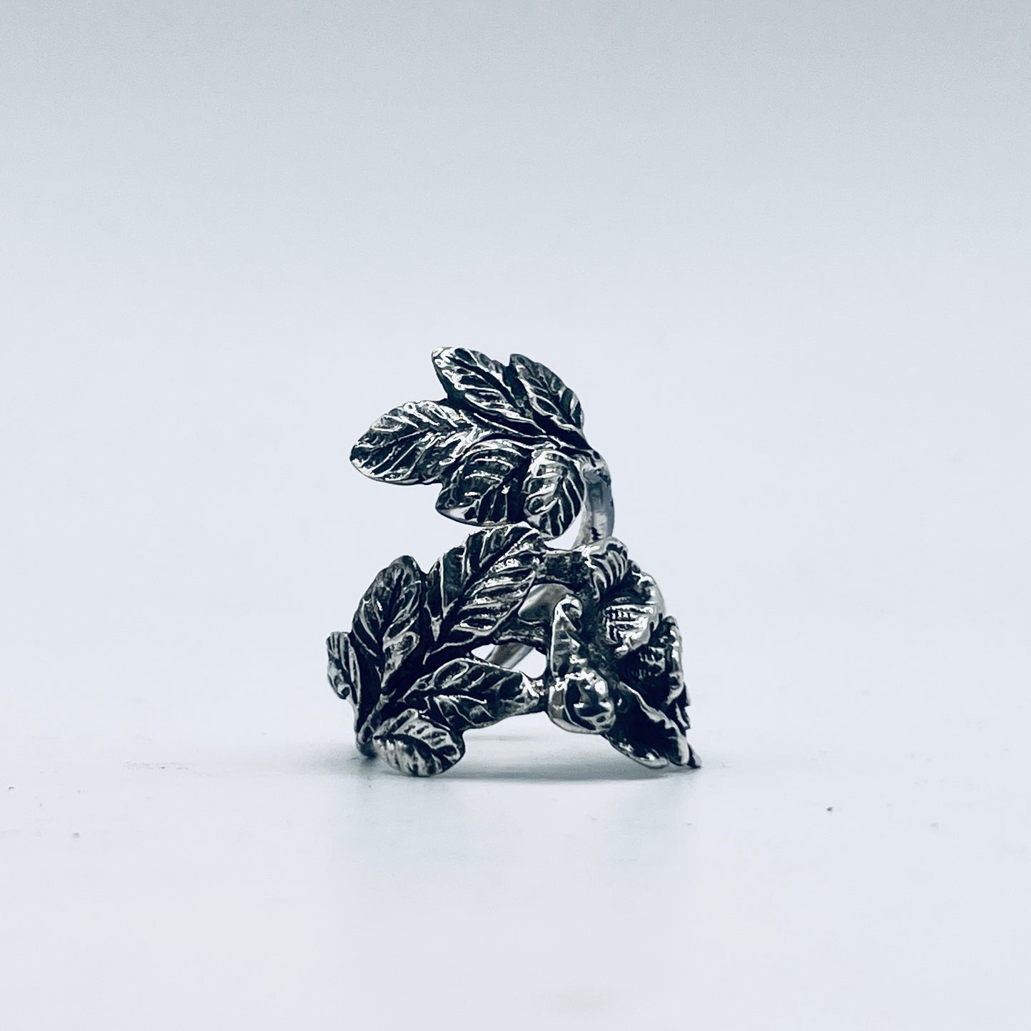 Anello Artigianale ROSA&FOGLIA Mod. PINZETTA  Realizzato con Antica posata in Argento 835 (Prima Metà del ’900)