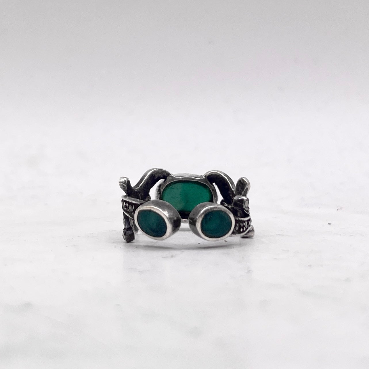 Anello Artigianale SPILLA AGATA VERDE MARCASSITE Mod. SPILLA Realizzato con Antica spilla in Argento (Prima Metà del ’900)