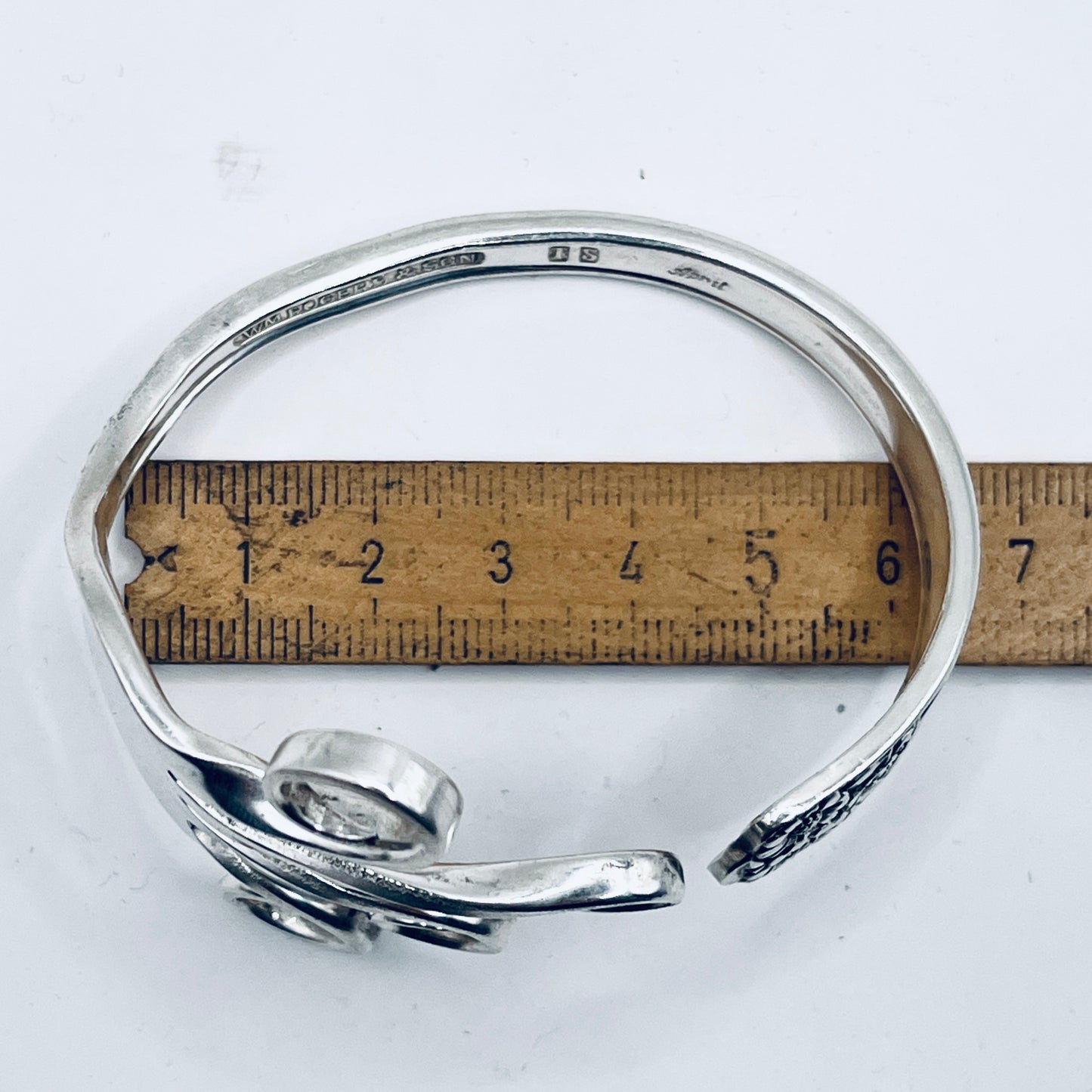 Bracciale Artigianale GIRASOLI Mod. FORCHETTA CUORE/CLASSICO Realizzato con Antica posata in lega d’argento (Prima Metà del ’900)
