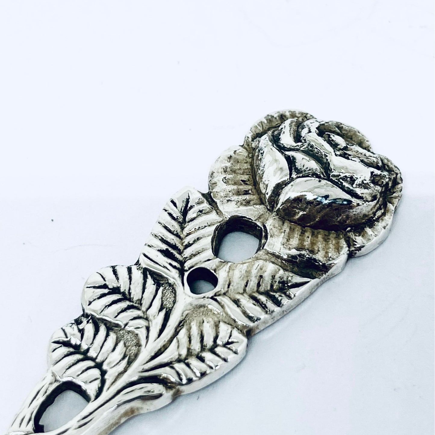 Anello Artigianale ROSA Mod. SPIRALE  Realizzato con Antica posata in Argento (Prima Metà del ’900)
