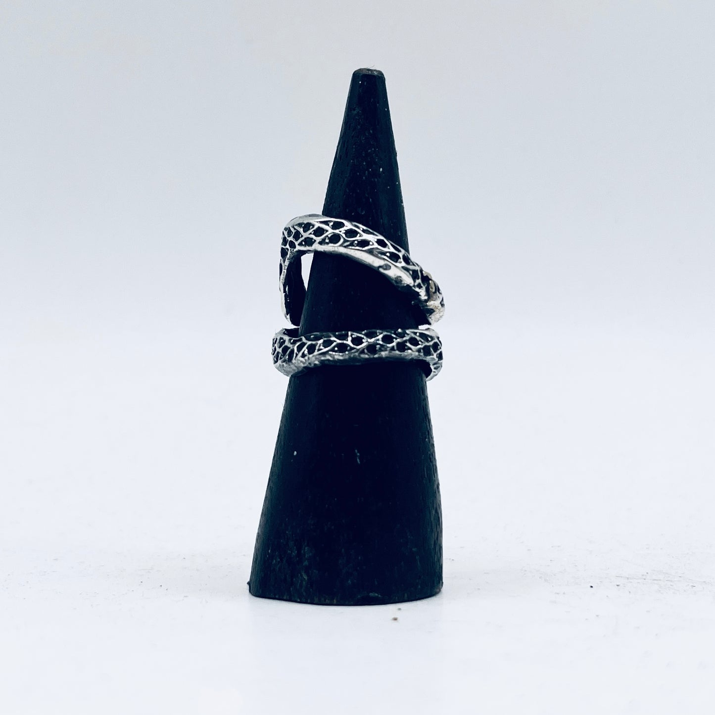 Anello Artigianale SERPENTE Mod. SPILLA Realizzato con Antica spilla in Argento (Prima Metà del ’900)