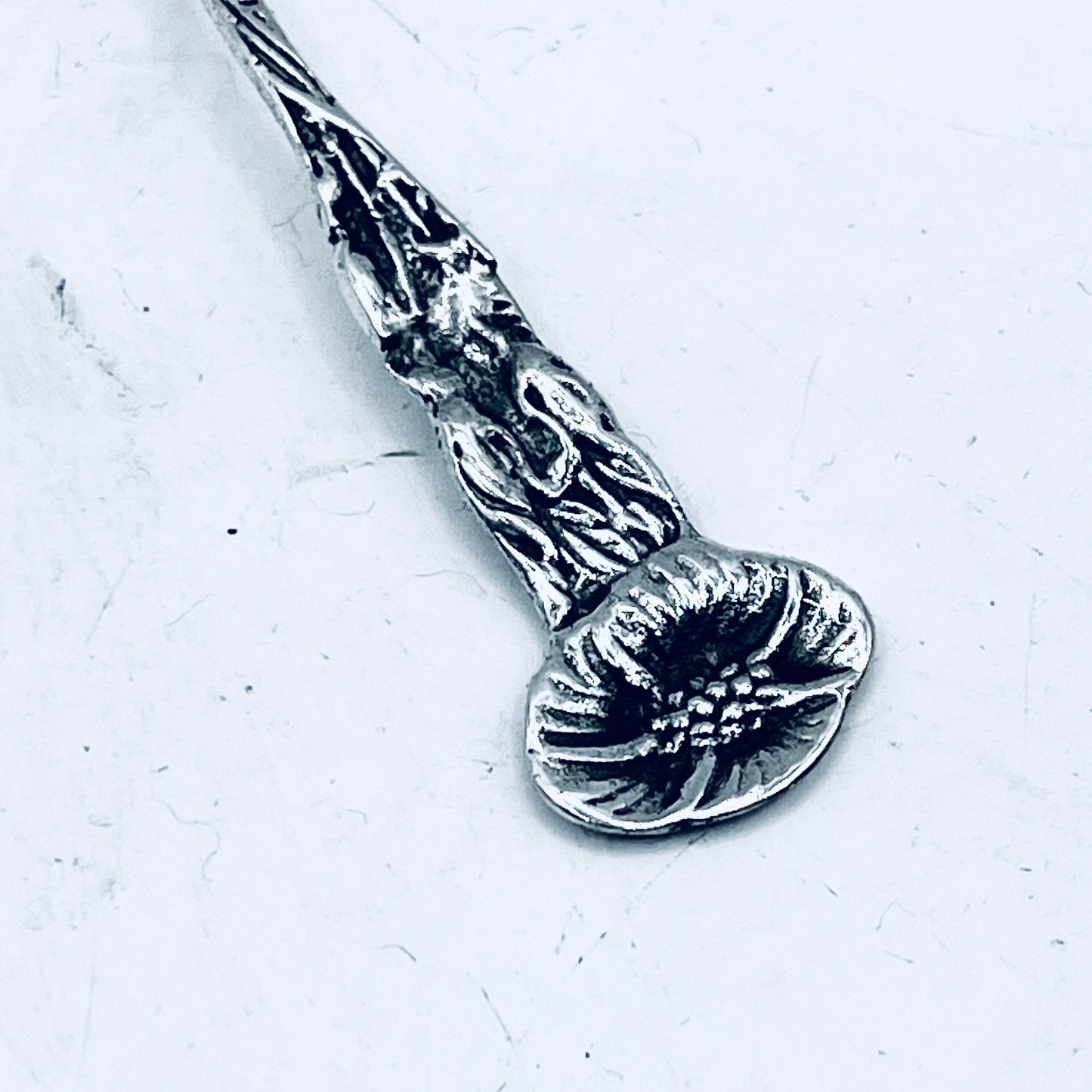 Anello Artigianale PAPAVERO 02 Mod. SPIRALE  Realizzato con  Antica posata in Argento (Prima Metà del ’900)