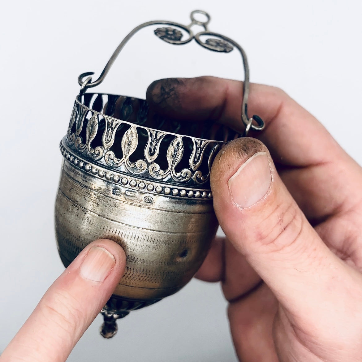 Anello Artigianale DECORI Mod. FASCIONE  Realizzato con Antica posata in Argento (Prima Metà del ’900) Misura 6