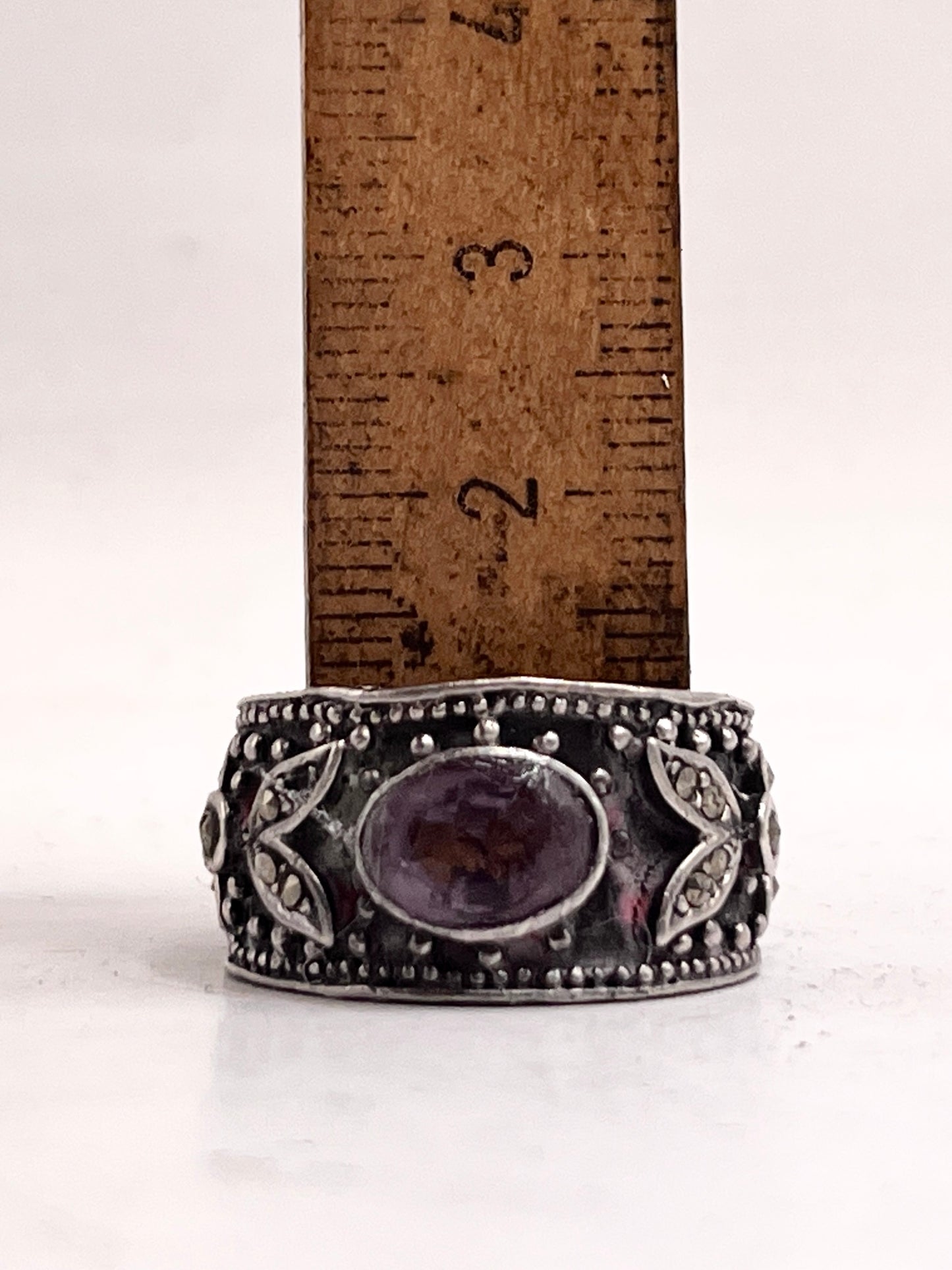 Anello Artigianale SPILLA INCANTO Mod. SPILLA CON AMETISTA Realizzato con Antica spilla in Argento (Prima Metà del ’900)