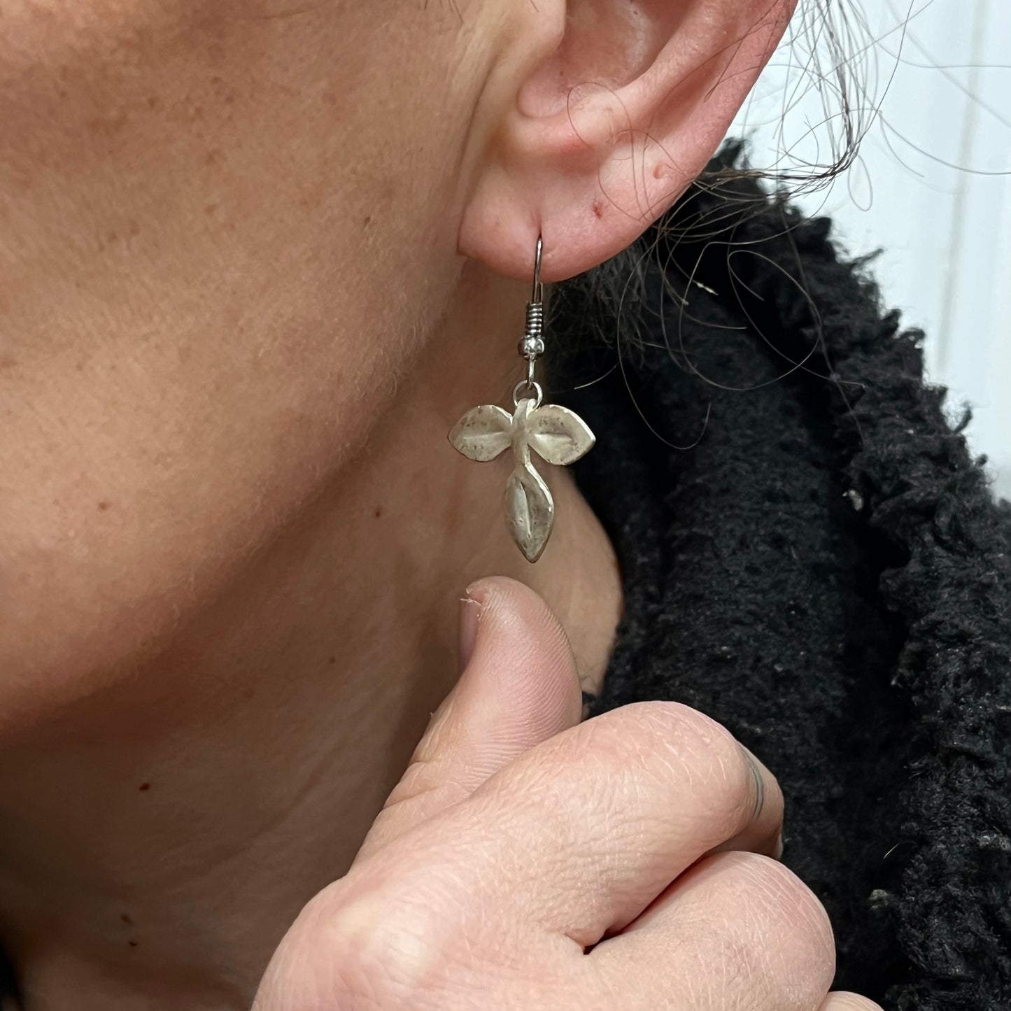 Anello Artigianale + Orecchini (omaggio) ROSA 02 Mod. CLASSICO  Realizzato con Antica SPILLA in Argento 800(Prima Metà del ’900)