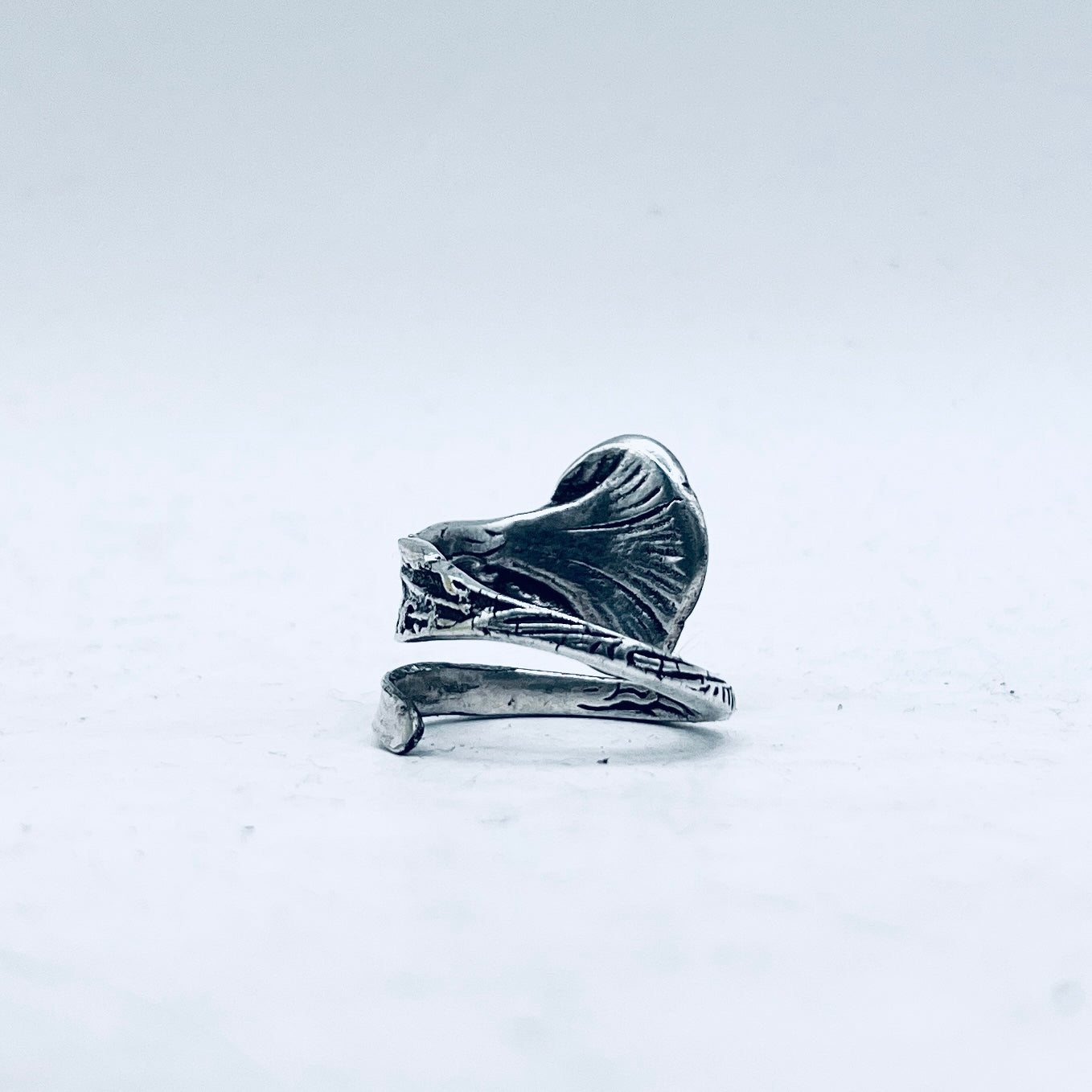 Anello Artigianale PAPAVERO 02 Mod. SPIRALE  Realizzato con  Antica posata in Argento (Prima Metà del ’900)