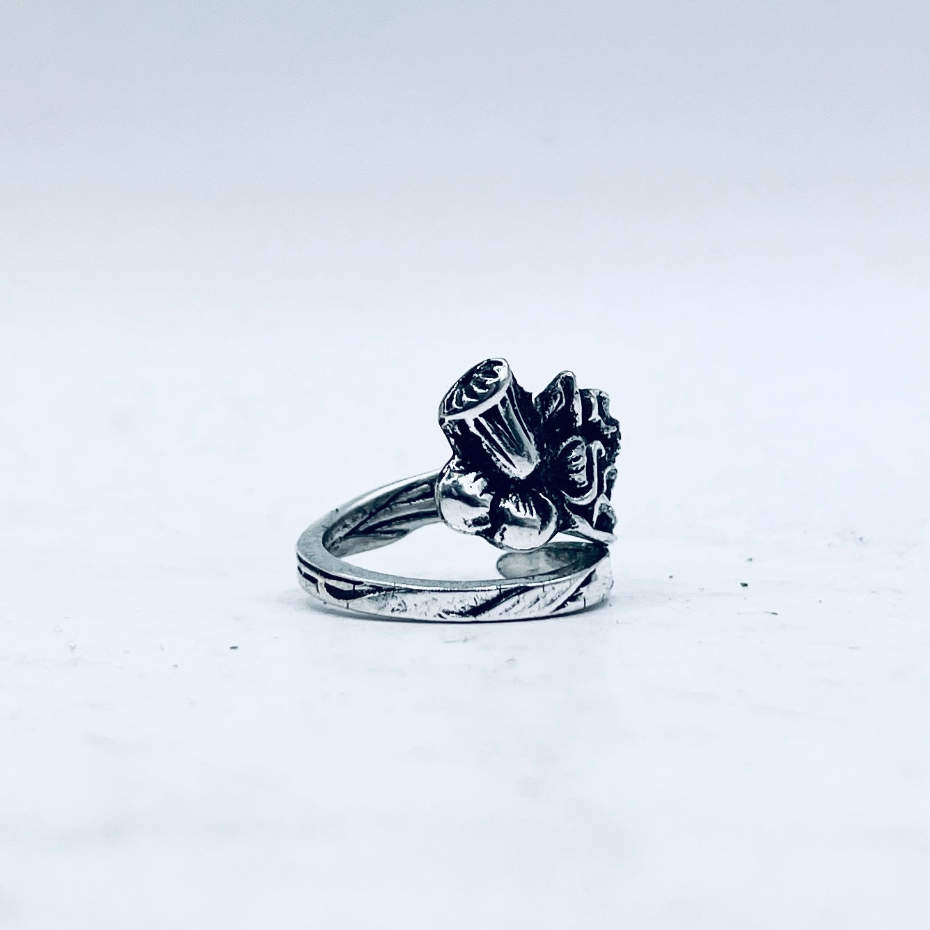Anello Artigianale IRIS Mod. SPIRALE  Realizzato con  Antica posata in Argento (Prima Metà del ’900)