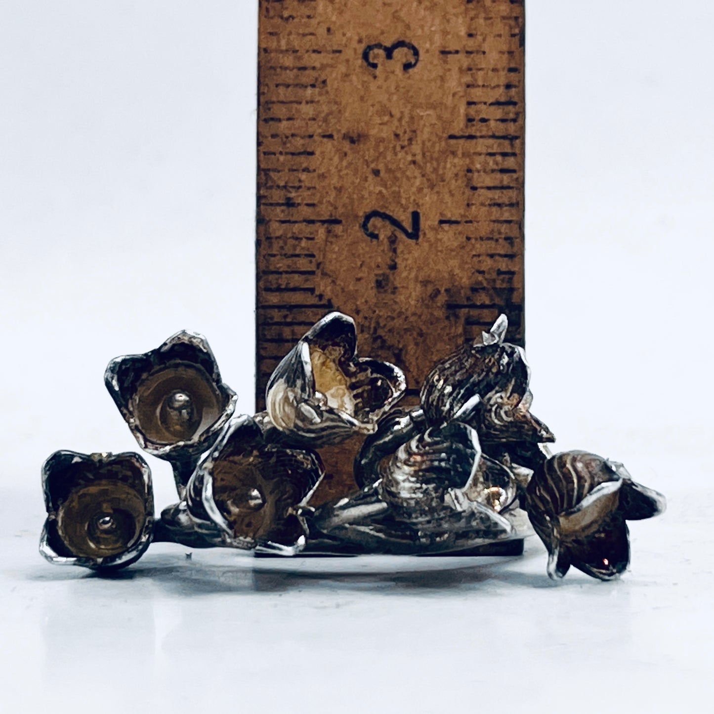 Anello Artigianale MUGHETTI Mod. CLASSICO  Realizzato con Antica SPILLA in Argento 800(Prima Metà del ’900)