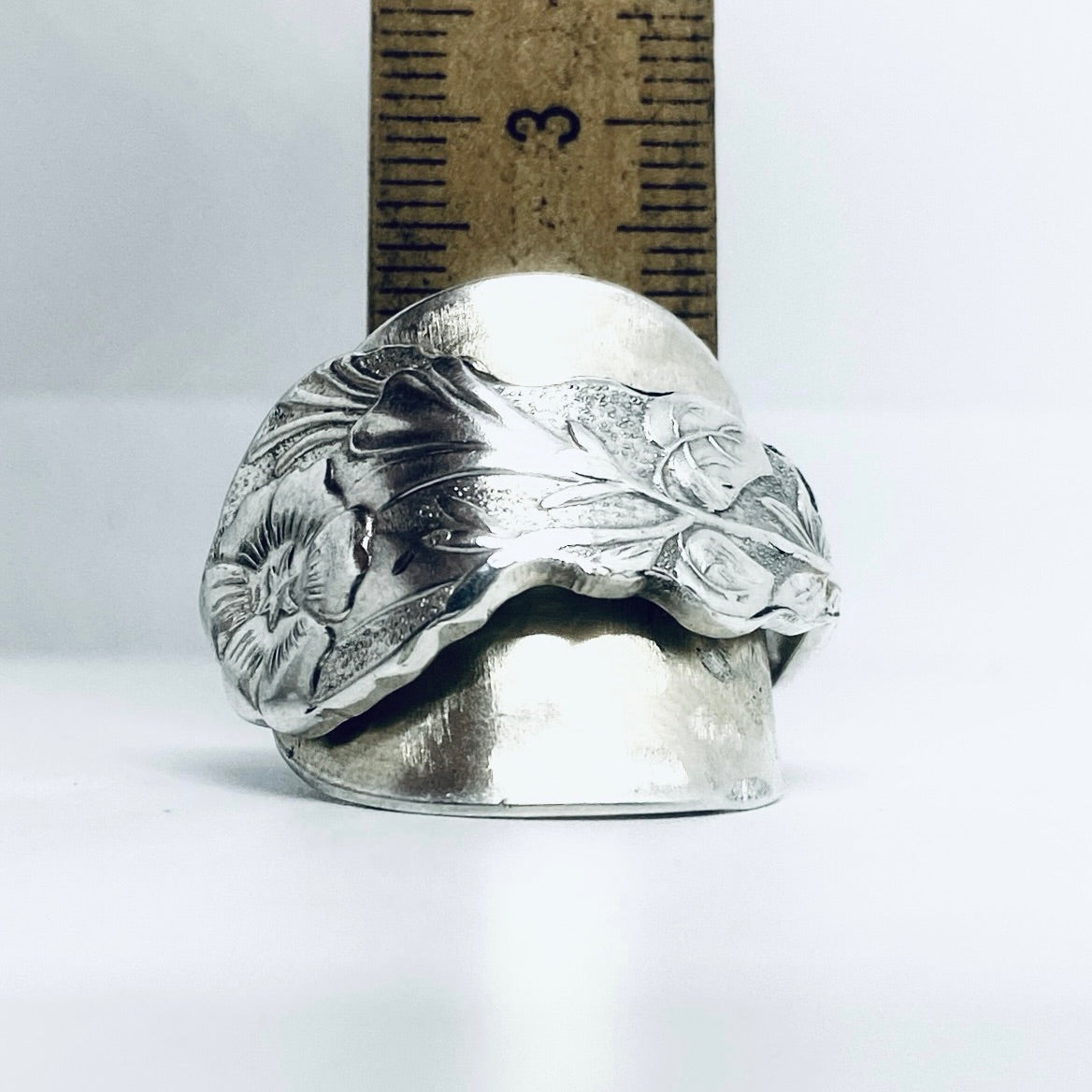 Anello Artigianale FIORE Mod. INTERO  Realizzato con intero Antico Cucchiaino in Argento (Prima Metà del ’900)