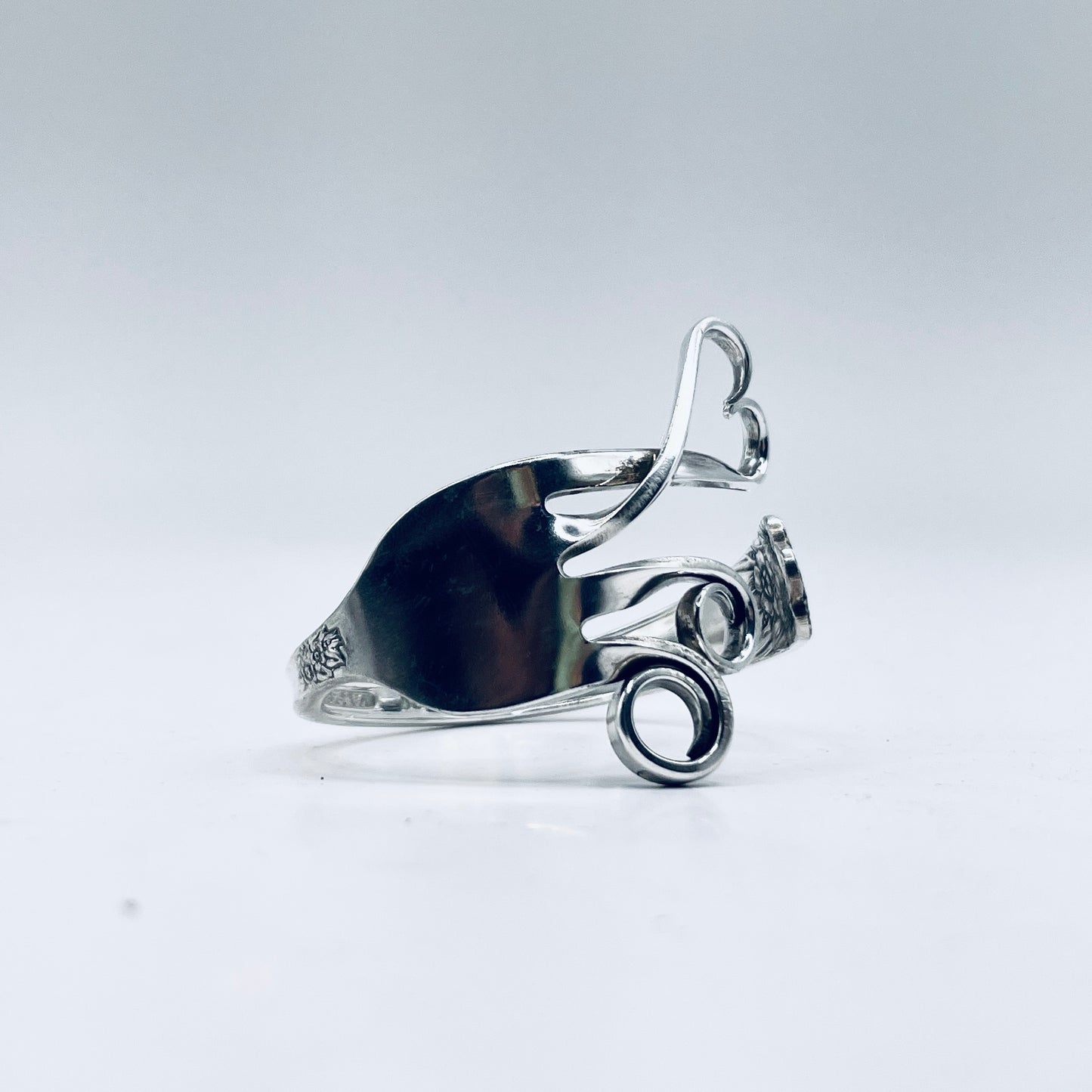 Bracciale Artigianale GIRASOLI Mod. FORCHETTA CUORE/CLASSICO Realizzato con Antica posata in lega d’argento (Prima Metà del ’900)